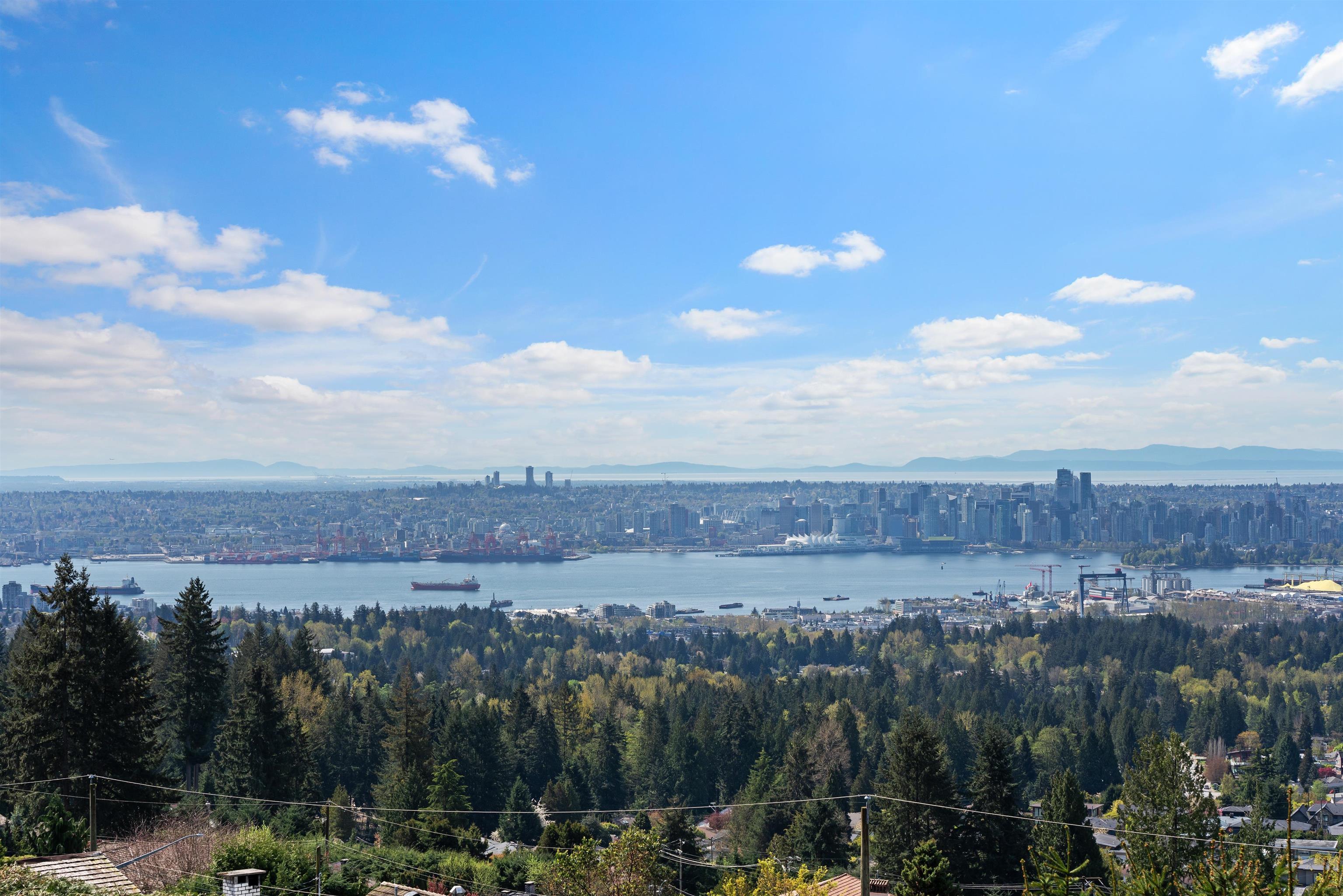 mls:R3116143 Property Address: 353 NEWDALE COURT, North Vancouver BC V7N 3H3