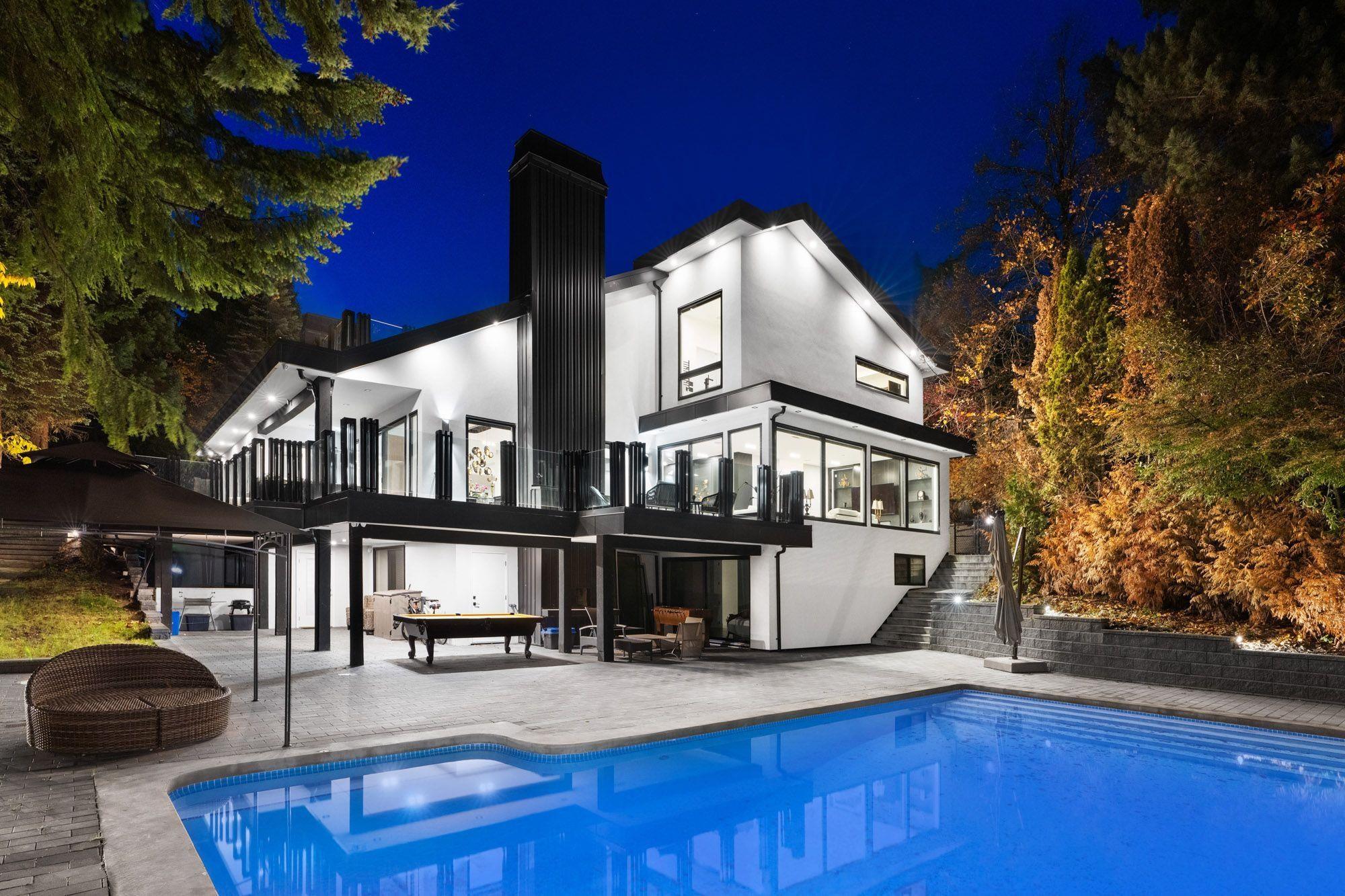 mls:R3116221 Property Address: 1110 HILLSIDE ROAD, West Vancouver BC V7S 2G2