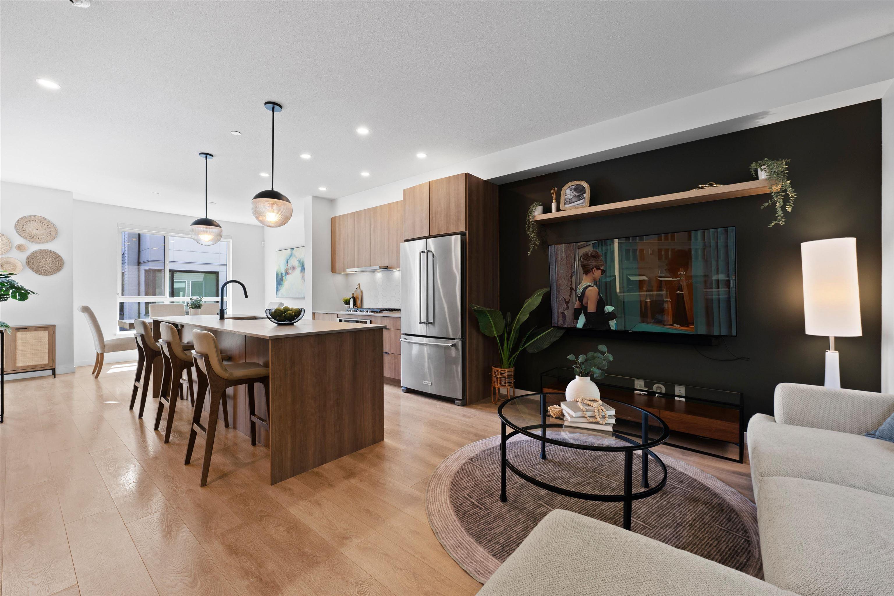 mls:R3116474 Property Address: 23 533 E 3RD STREET, North Vancouver BC V7L 1G4