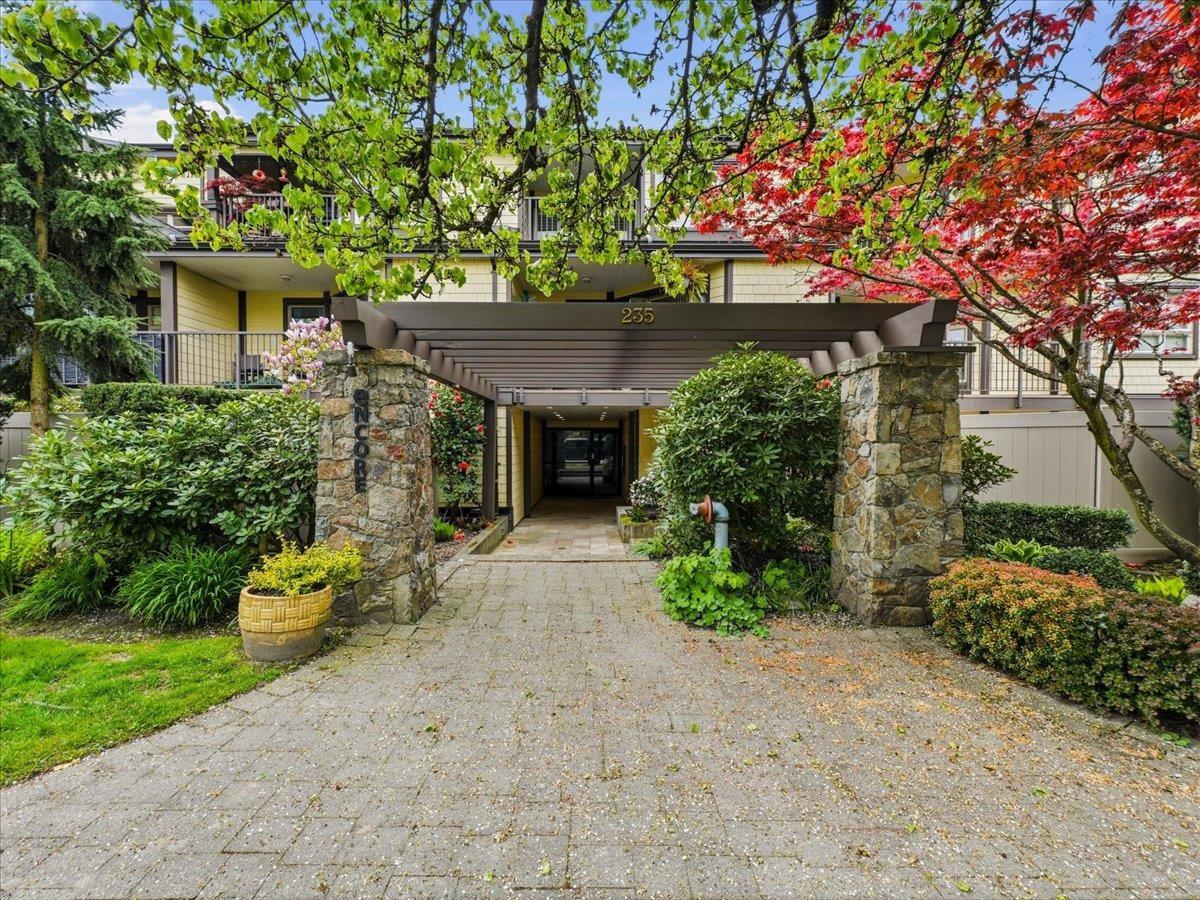 mls:R3116500 Property Address: 102 235 W 4TH STREET, North Vancouver BC V7M 1H8