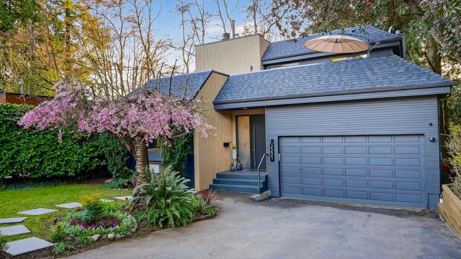 mls:R3117048 Property Address: 2221 BOWSER AVENUE, North Vancouver BC V7P 2Z1