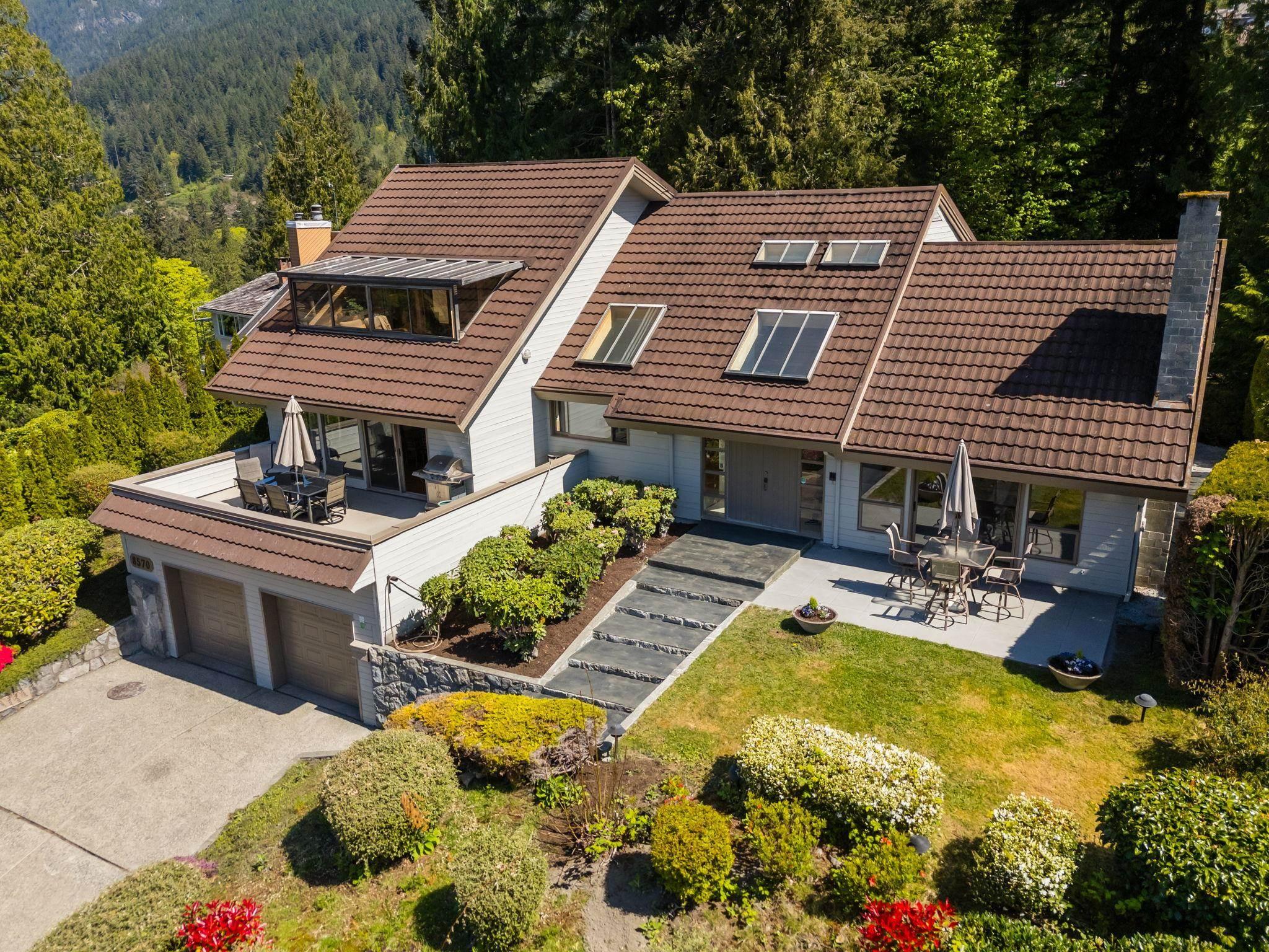 mls:R3117394 Property Address: 8570 ANSELL PLACE, West Vancouver BC V7W 2W3