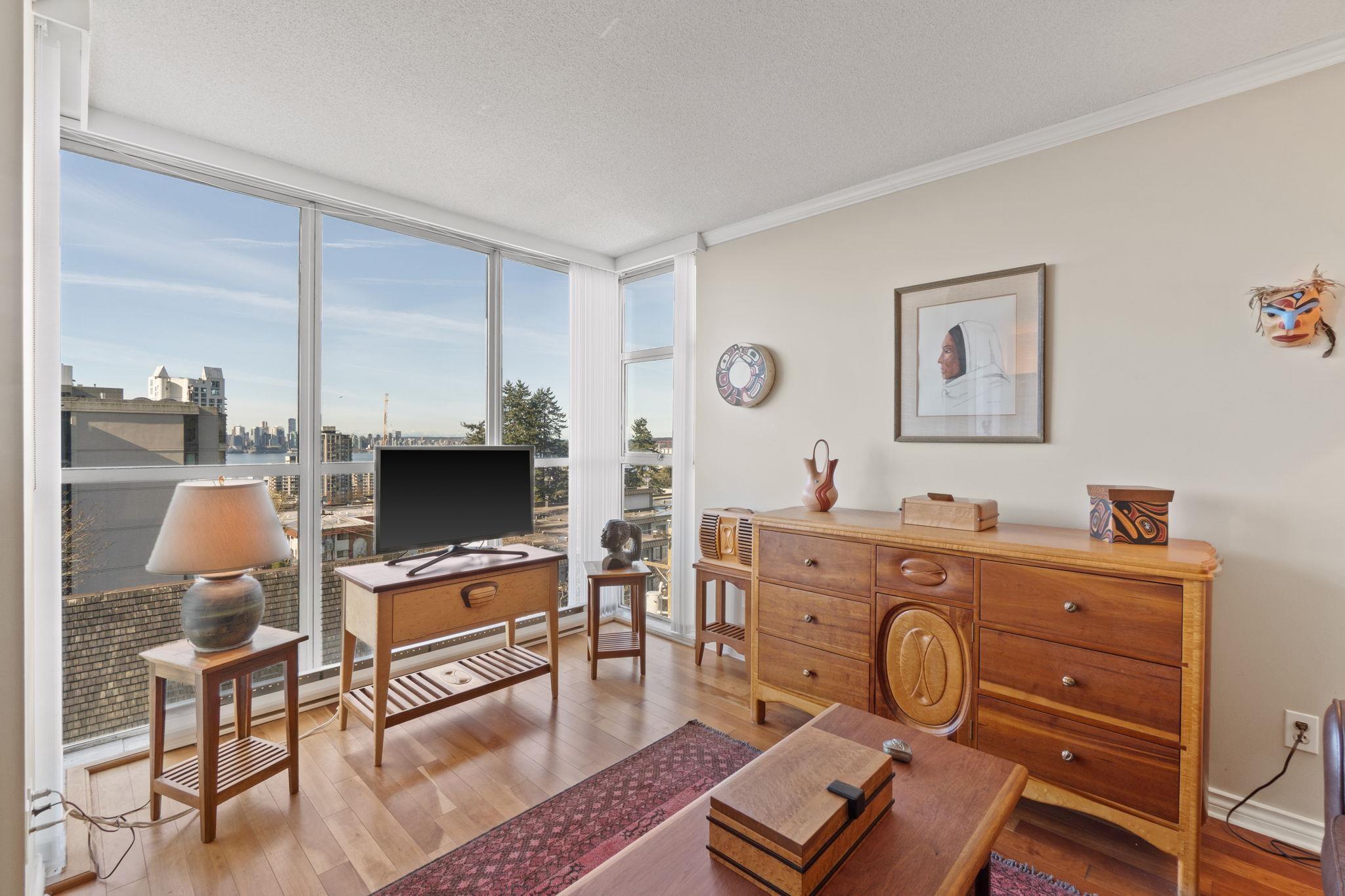 mls:R3118022 Property Address: 602 567 LONSDALE AVENUE, North Vancouver BC V7M 2G6