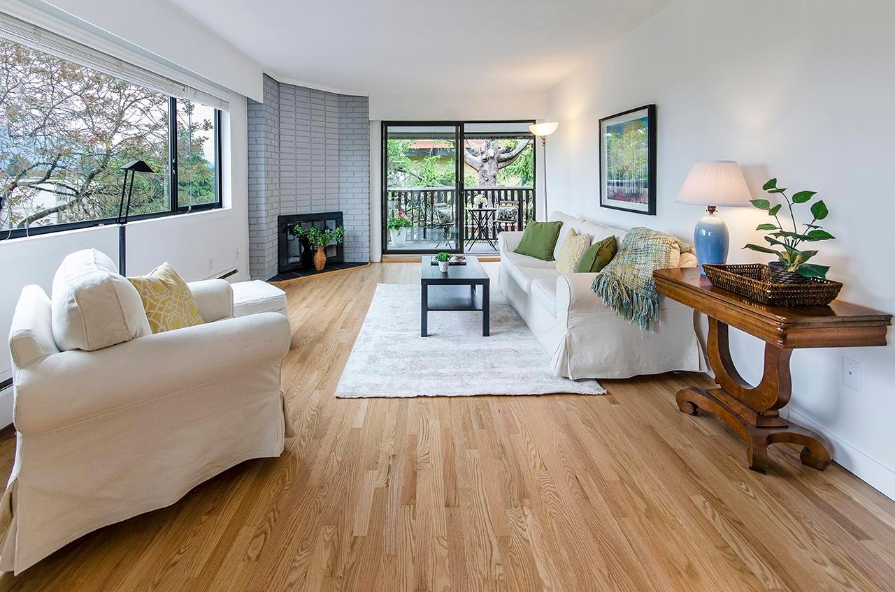 mls:R3122411 Property Address: 303 1610 CHESTERFIELD AVENUE, North Vancouver BC V7M 2N7