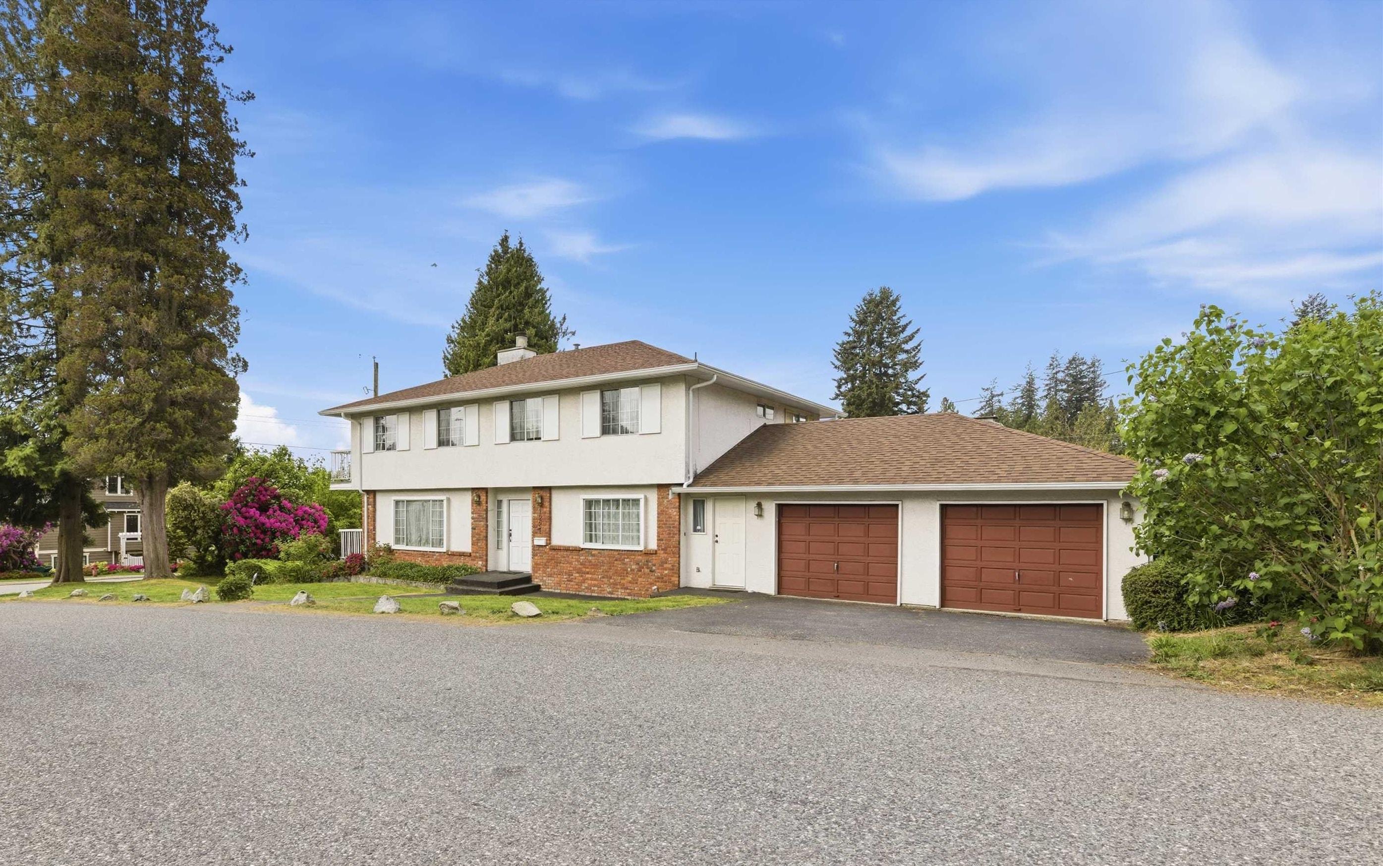 mls:R3122638 Property Address: 1227 12TH STREET, West Vancouver BC V7T 2N6