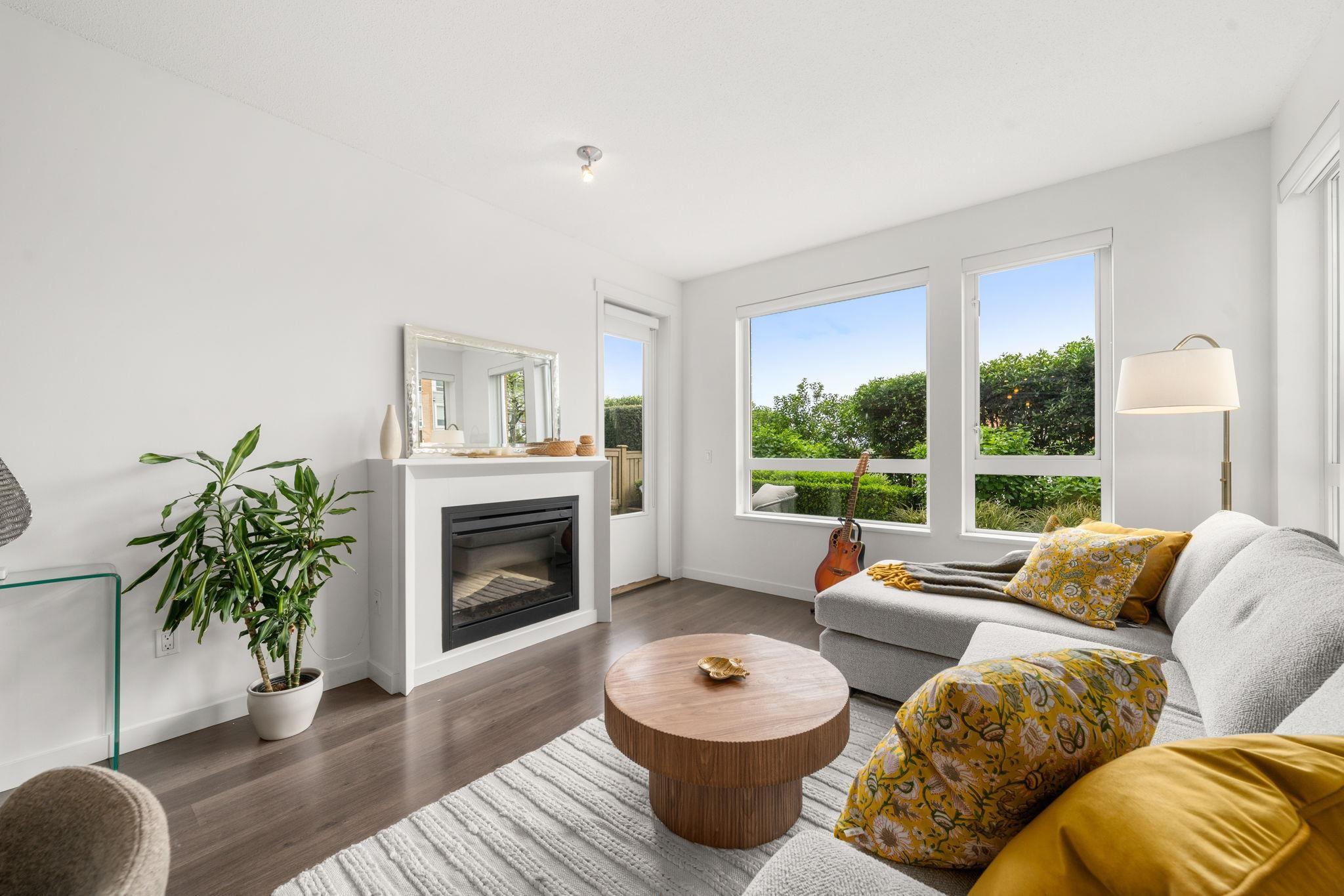 mls:R3122665 Property Address: 101 717 CHESTERFIELD AVENUE, North Vancouver BC V7M 3L8