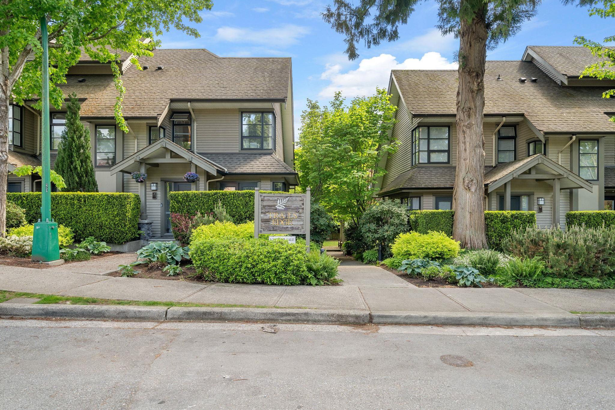 mls:R3122673 Property Address: 15 3150 SUNNYHURST ROAD, North Vancouver BC V7K 2G3