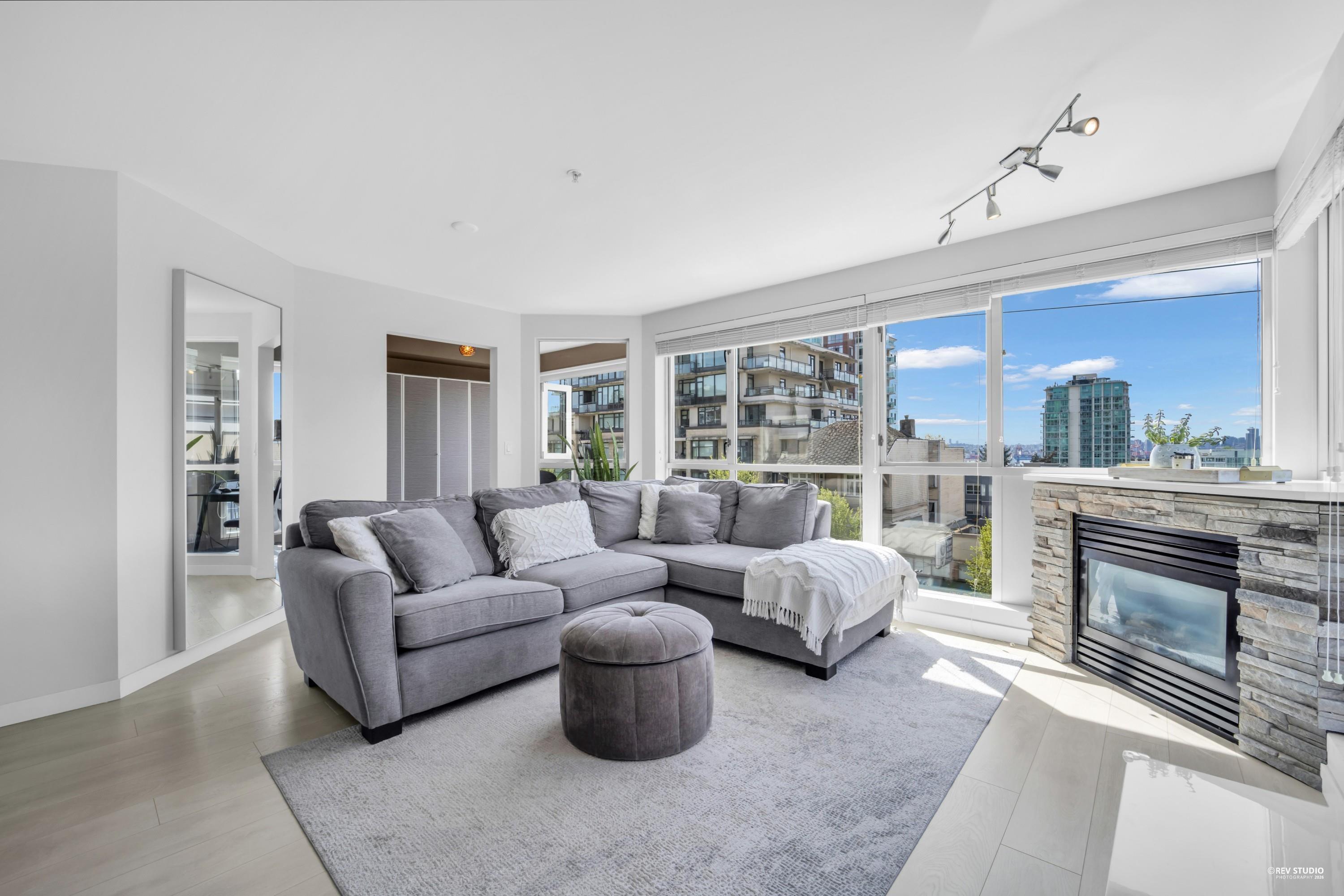 mls:R3122864 Property Address: 401 122 E 3RD STREET, North Vancouver BC V7L 1E6