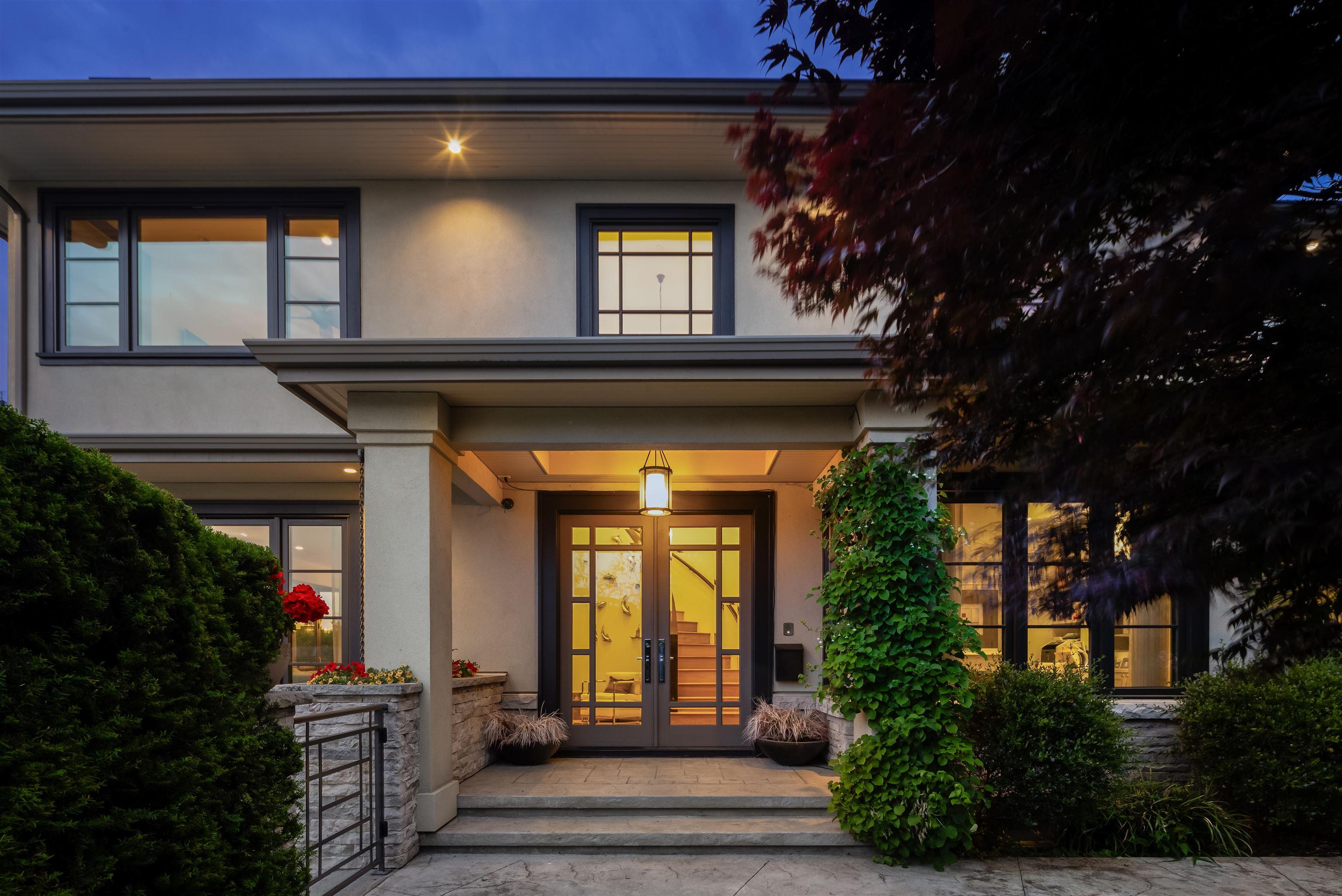 mls:R3123028 Property Address: 285 26TH STREET, West Vancouver BC V7V 0B6