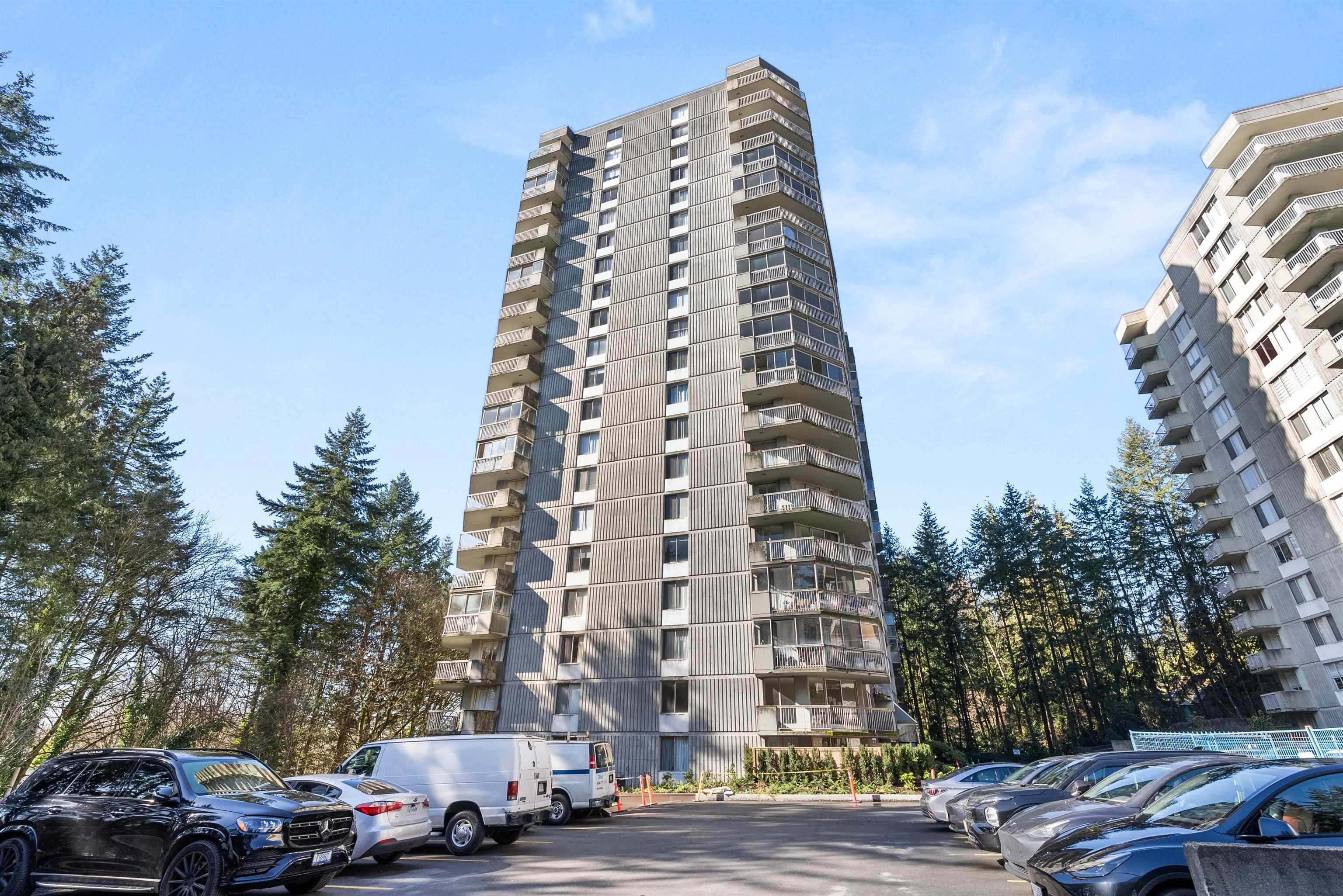 mls:R3123278 Property Address: 2006 2024 FULLERTON AVENUE, North Vancouver BC V7P 3G4