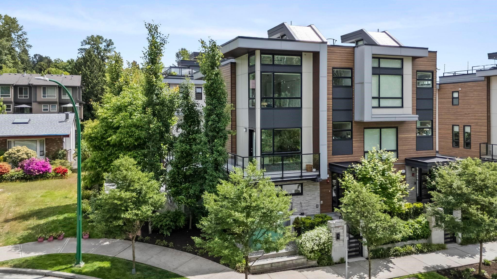 mls:R3124775 Property Address: 7 856 ORWELL STREET, North Vancouver BC V7J 0C2
