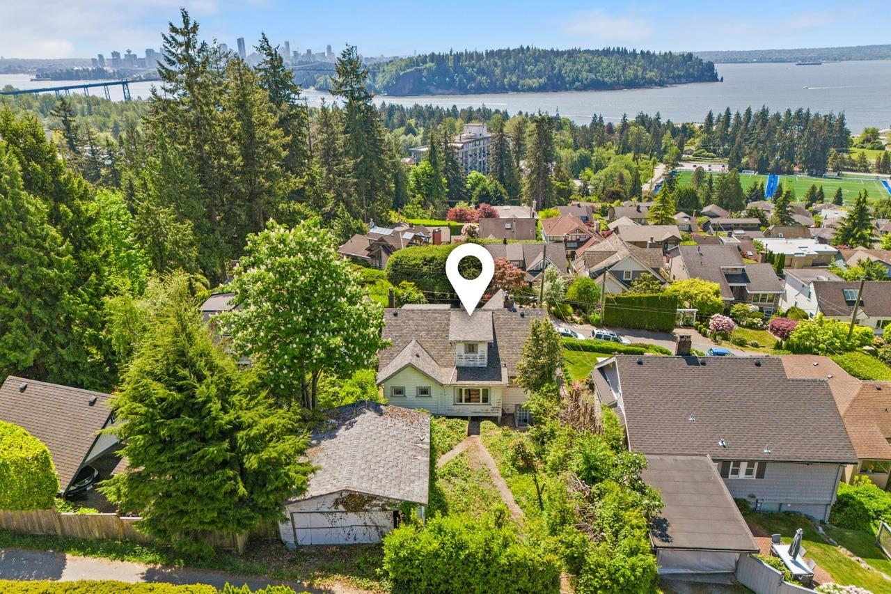 mls:R3124922 Property Address: 1013 DUCHESS AVENUE, West Vancouver BC V7T 1G8