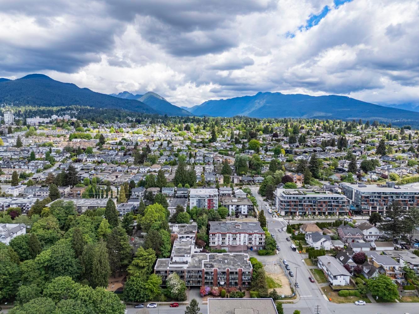 mls:R3125362 Property Address: 310 360 E 2ND STREET, North Vancouver BC V7L 4N6