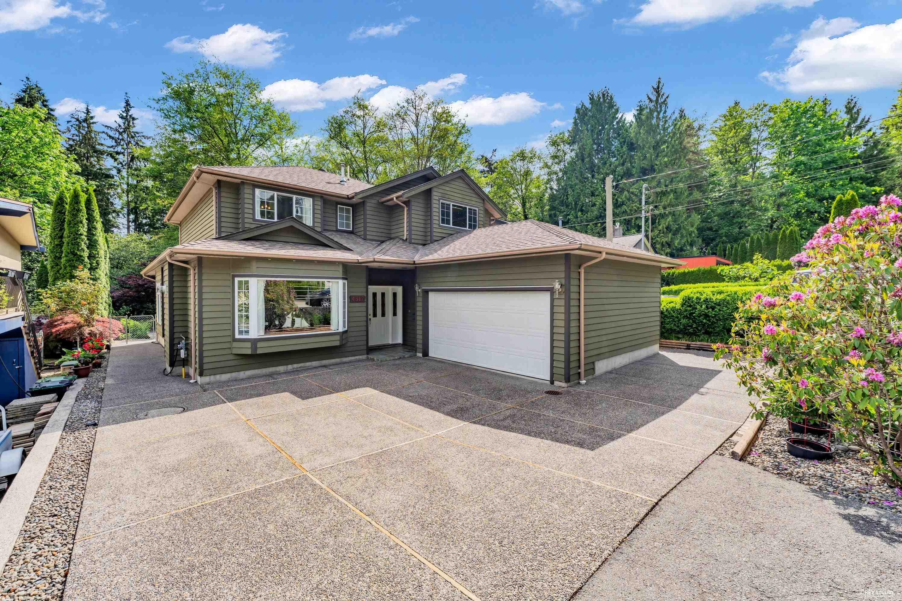 mls:R3125558 Property Address: 4317 CLIFFMONT ROAD, North Vancouver BC V7G 1J6