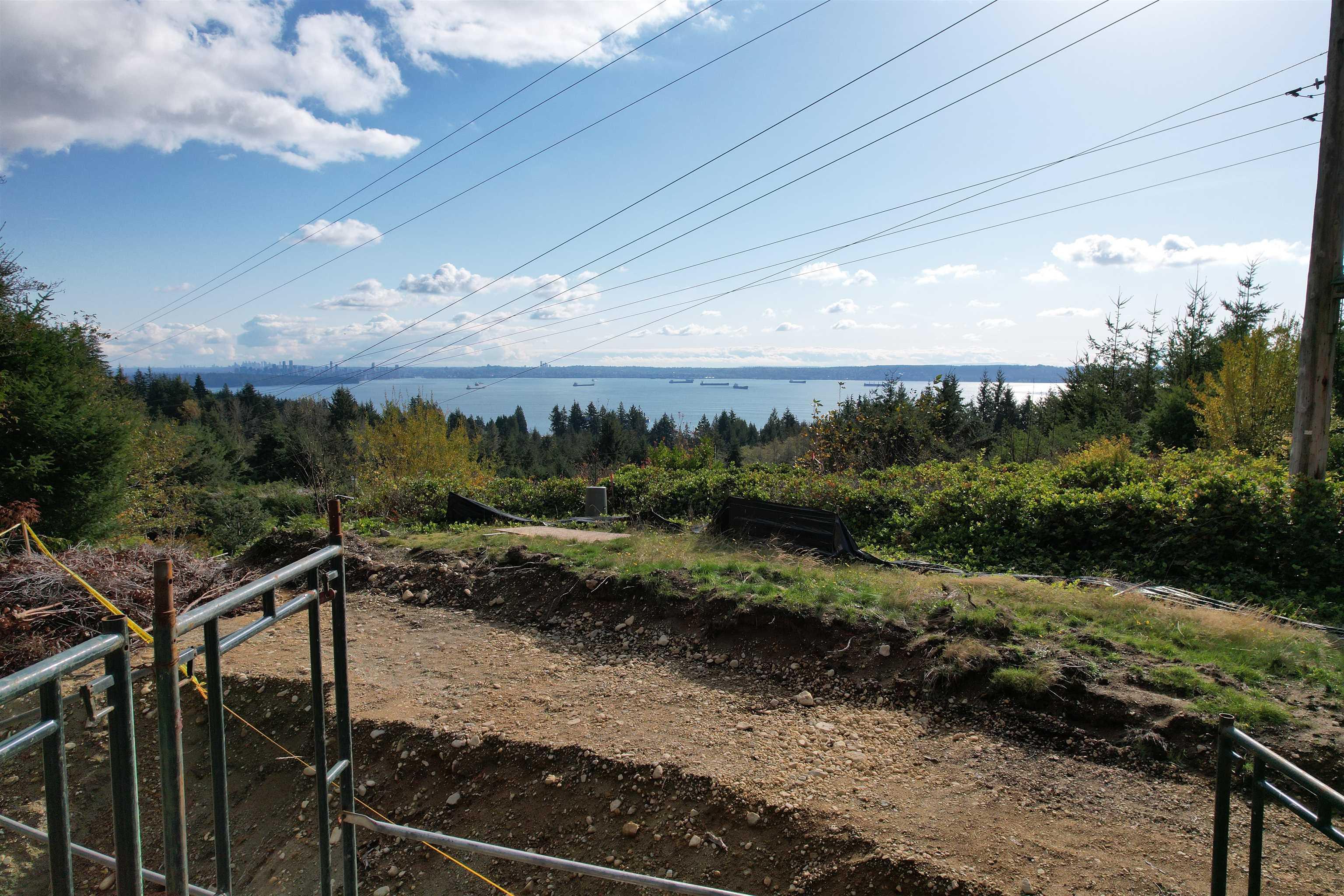 mls:R3125606 Property Address: 4412 WOODPARK ROAD, West Vancouver BC V7S 2W4