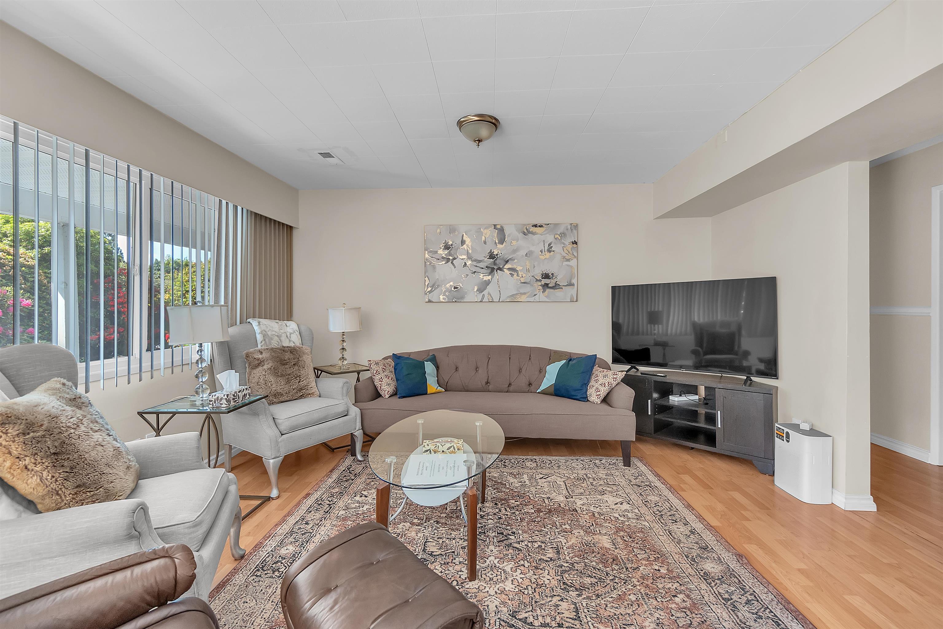 mls:R3125637 Property Address: 693 PLYMOUTH DRIVE, North Vancouver BC V7H 2H5
