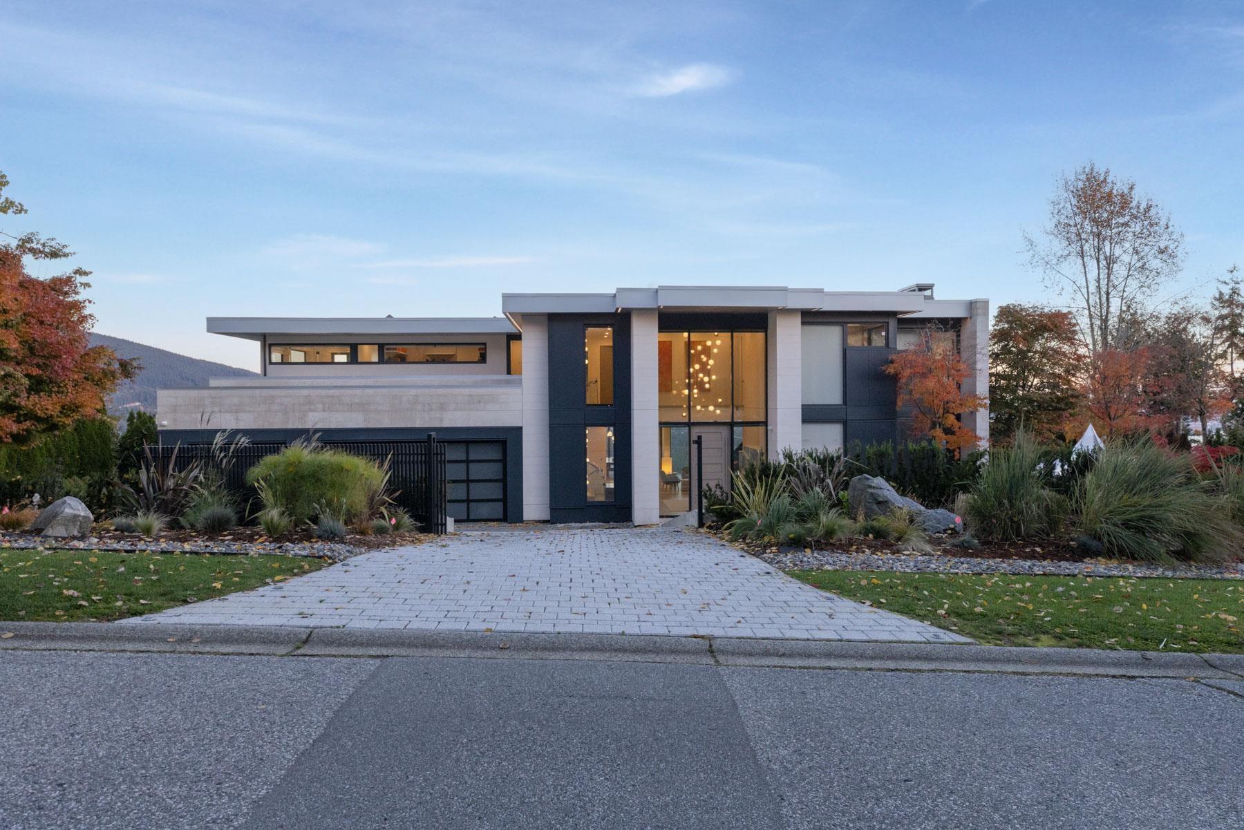 mls:R3126367 Property Address: 1027 MILLSTREAM ROAD, West Vancouver BC V7S 2C6