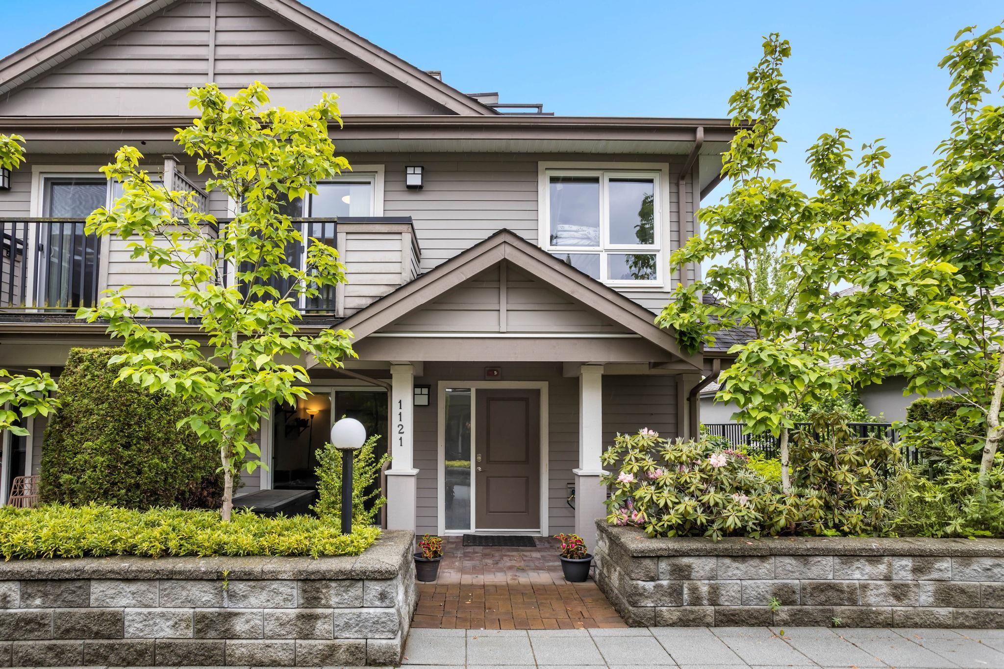 mls:R3128936 Property Address: 1121 ST. ANDREWS AVENUE, North Vancouver BC V7L 0A6
