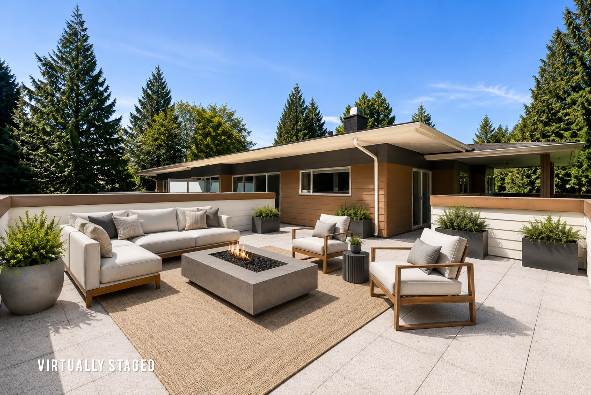 mls:R3130318 Property Address: PH2 2832 CAPILANO ROAD, North Vancouver BC V7R 4H5