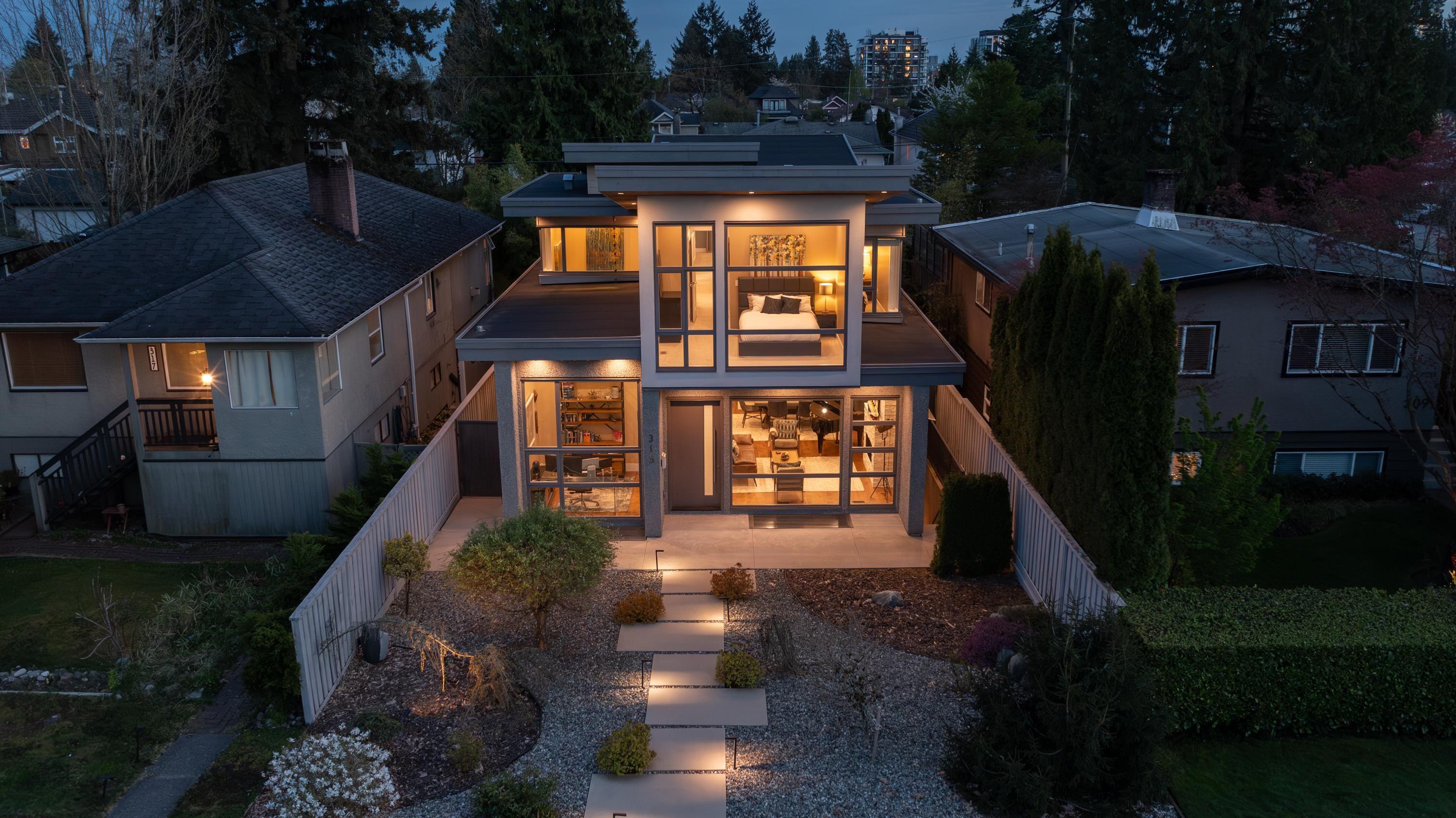 mls:R3130448 Property Address: 315 E 20TH STREET, North Vancouver BC V7L 3A8