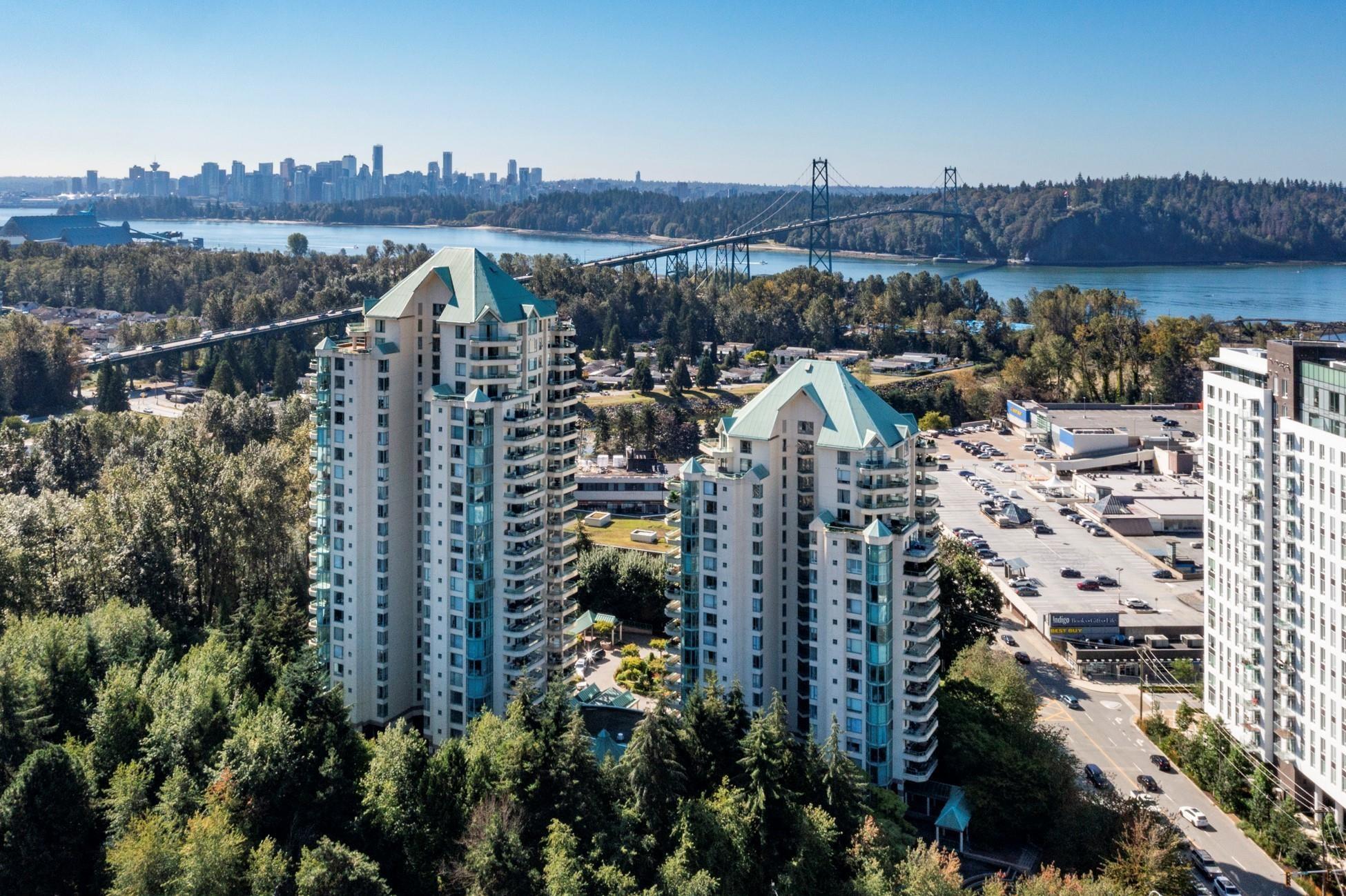 mls:R3130830 Property Address: 328 TAYLOR WAY, West Vancouver BC V7T 2Y4