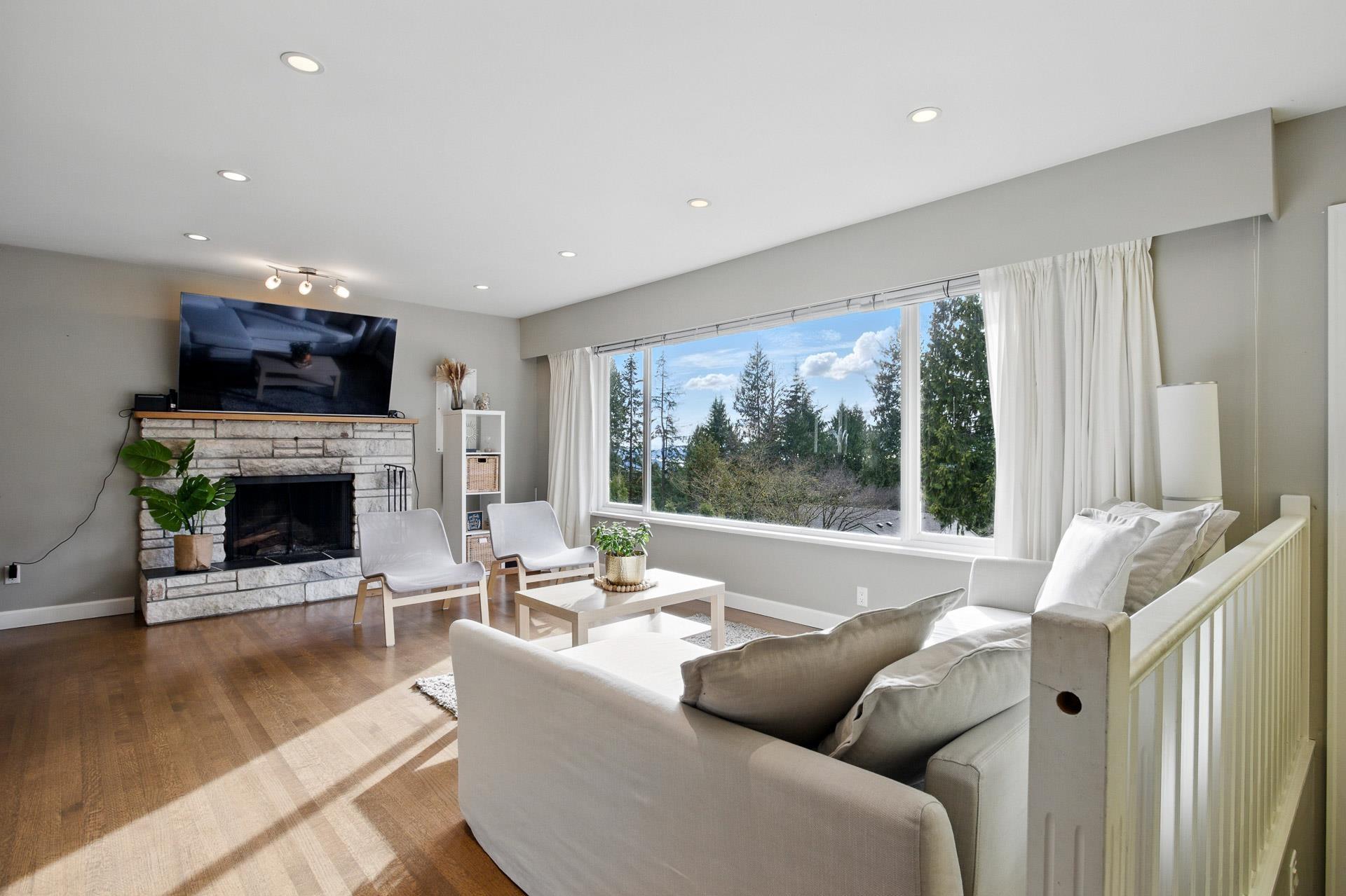 mls:R3130838 Property Address: 4938 REDONDA DRIVE, North Vancouver BC V7R 3J9