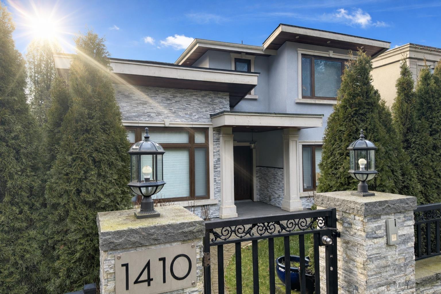 mls:R3130988 Property Address: 1410 MATHERS AVENUE, West Vancouver BC V7T 2G7