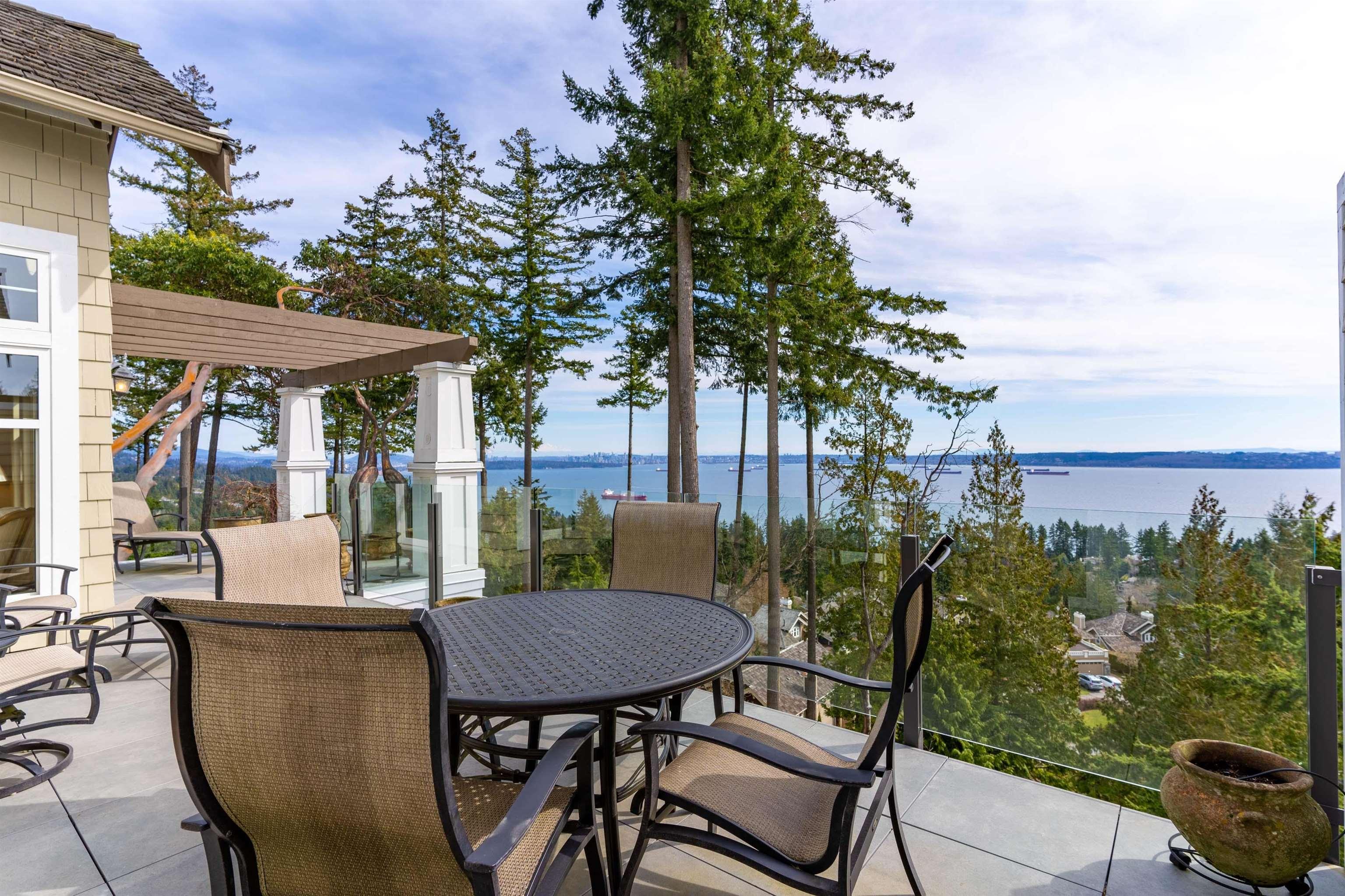 mls:R3131019 Property Address: 9 5110 ALDERFEILD PLACE, West Vancouver BC V7W 2W7