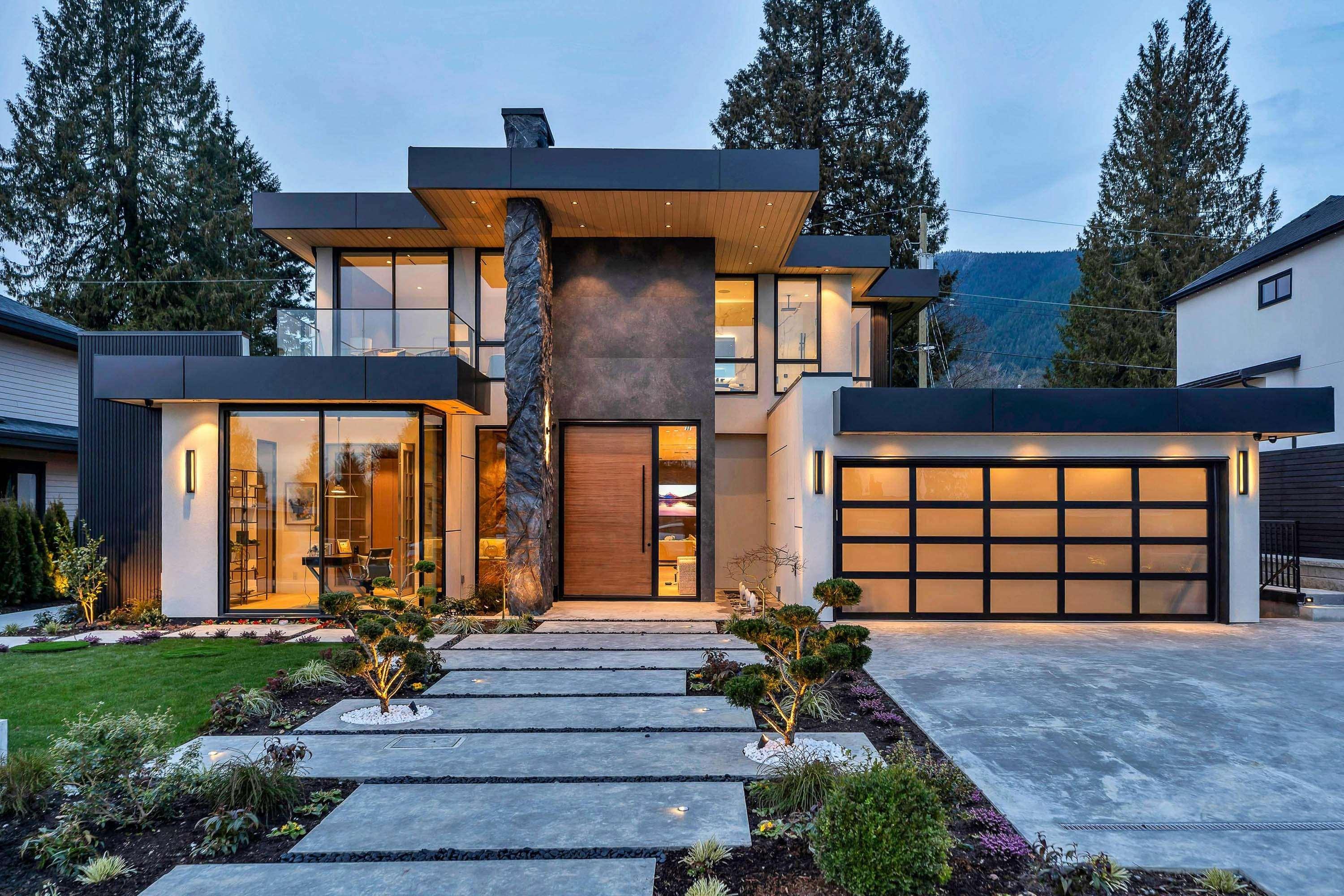 mls:R3133186 Property Address: 922 WENTWORTH AVENUE, North Vancouver BC V7R 1R7