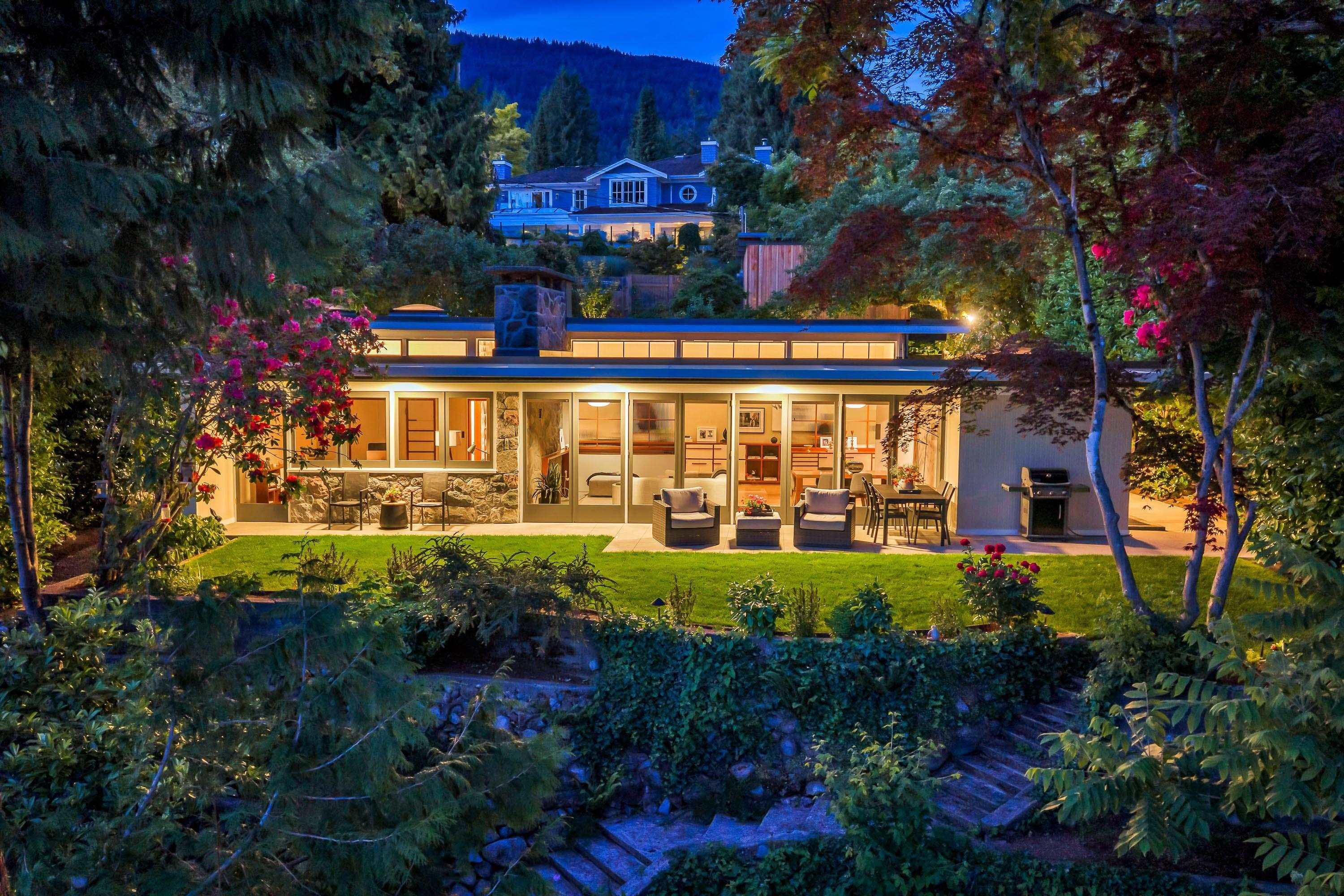mls:R3133580 Property Address: 2968 MATHERS CRESCENT, West Vancouver BC V7V 2L3