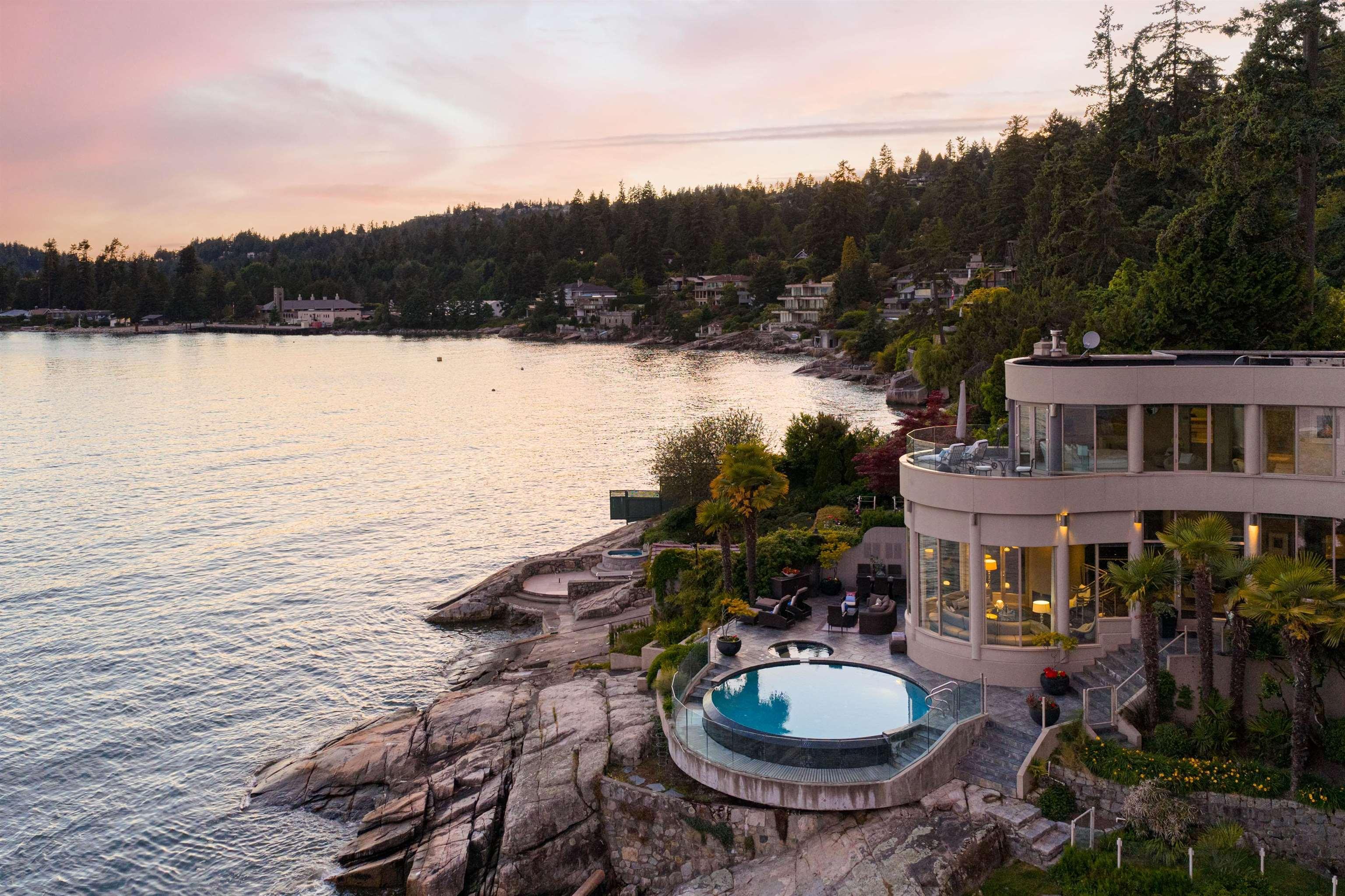 mls:R3134388 Property Address: 3912 MARINE DRIVE, West Vancouver BC V7V 1N4
