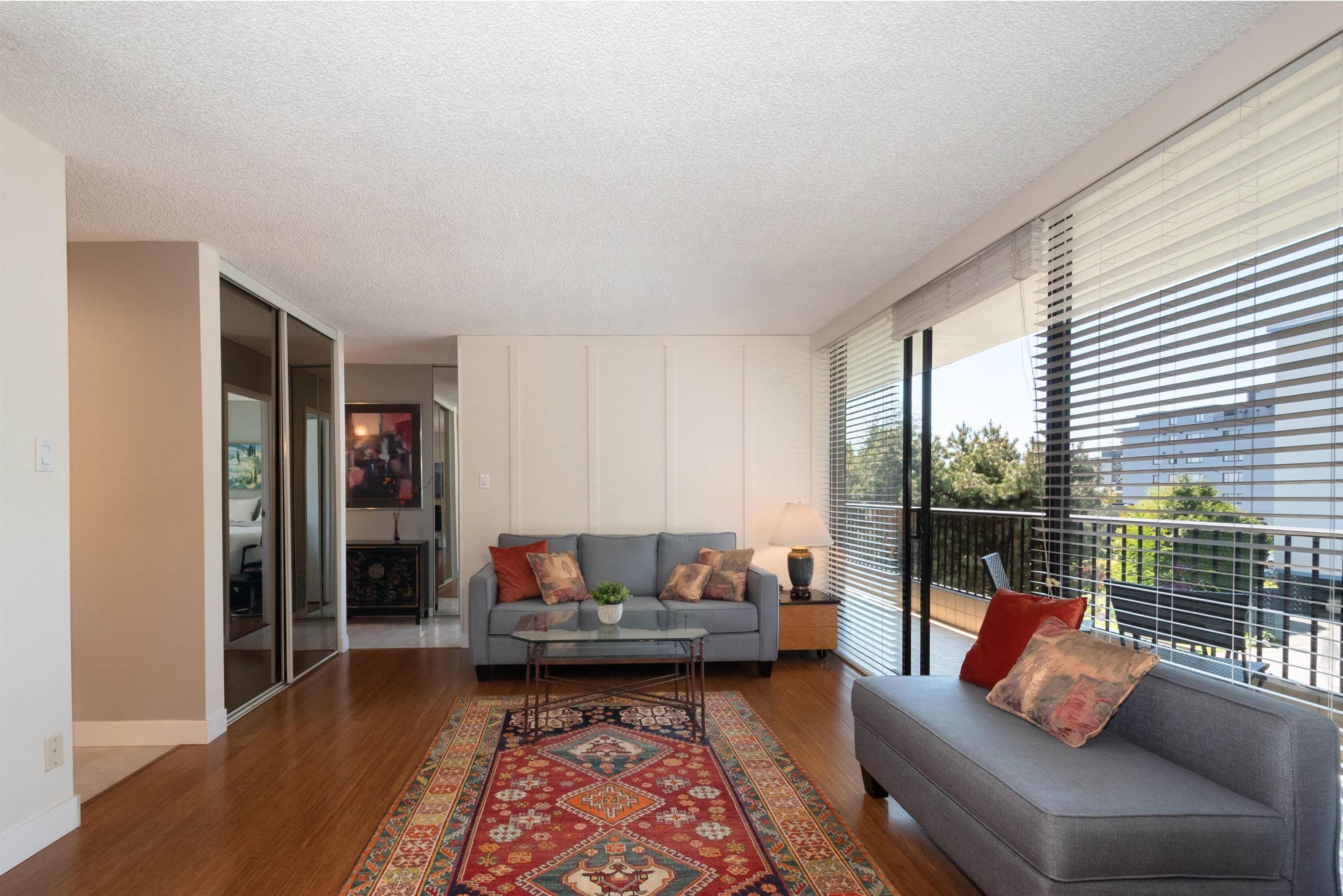 mls:R3134931 Property Address: 204 650 16TH STREET, West Vancouver BC V7V 3R9