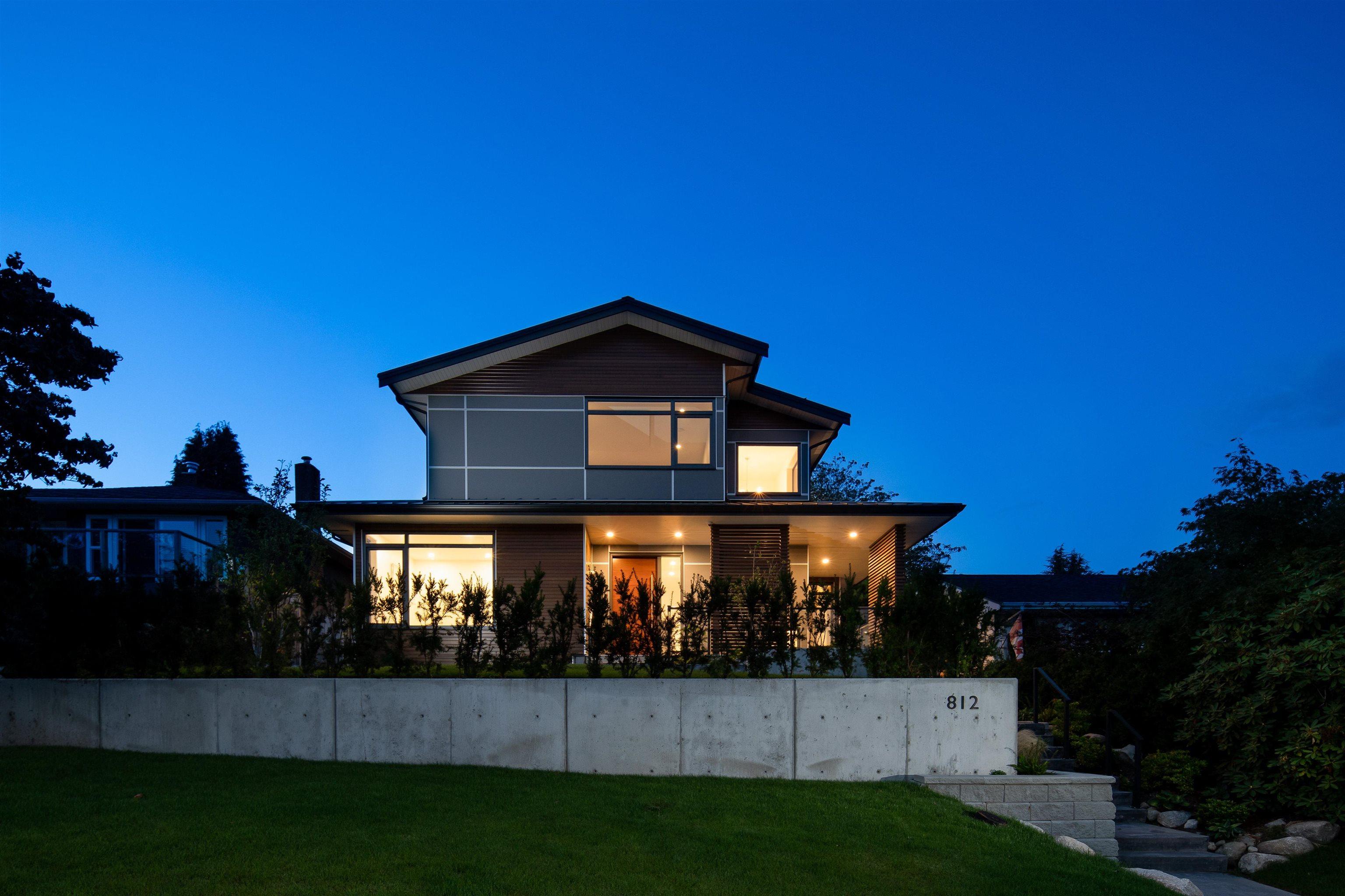 mls:R3138641 Property Address: 812 E 6TH STREET, North Vancouver BC V7L 1R7