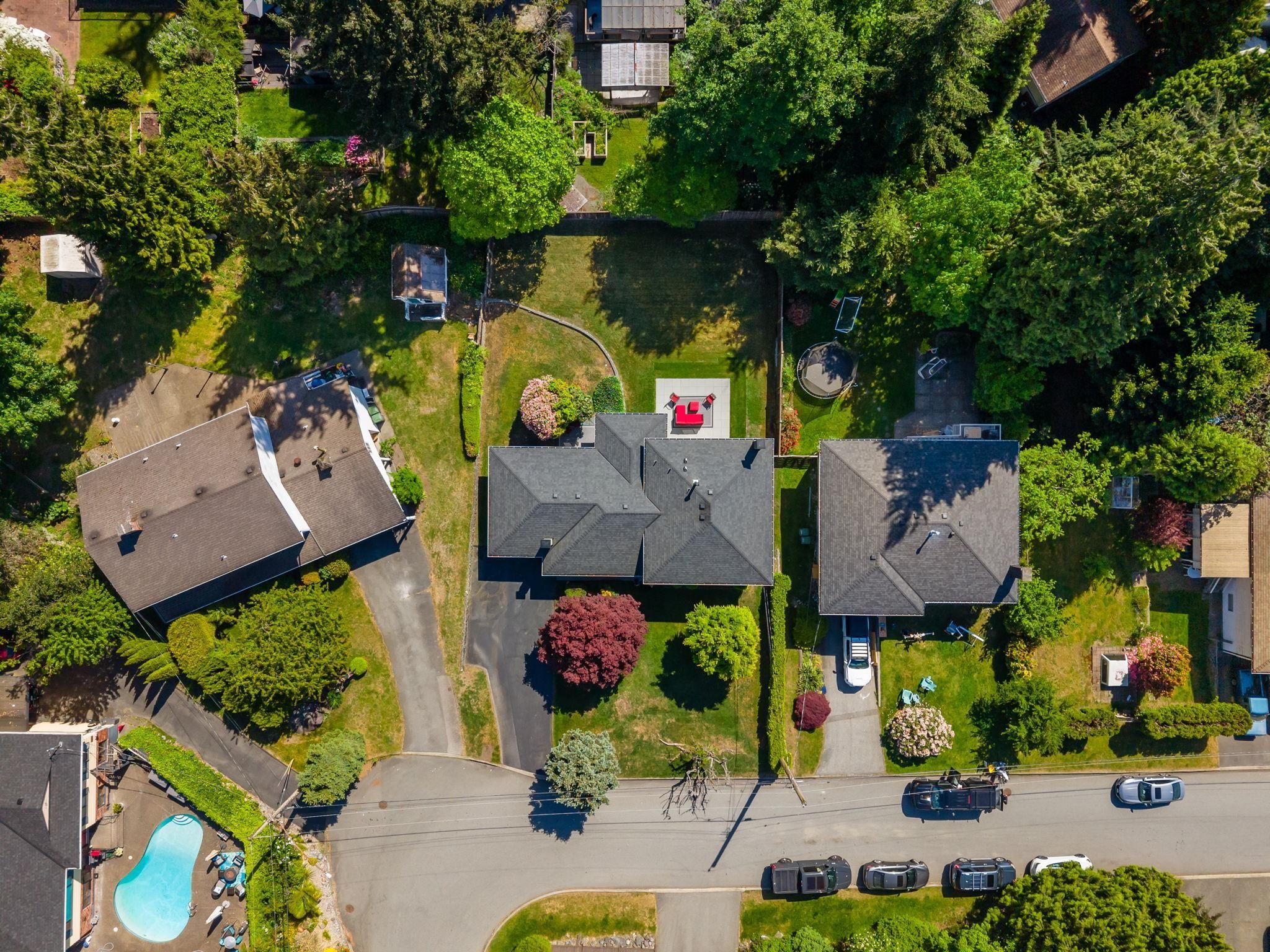 mls:R3138898 Property Address: 1256 EASTVIEW ROAD, North Vancouver BC V7J 1L6