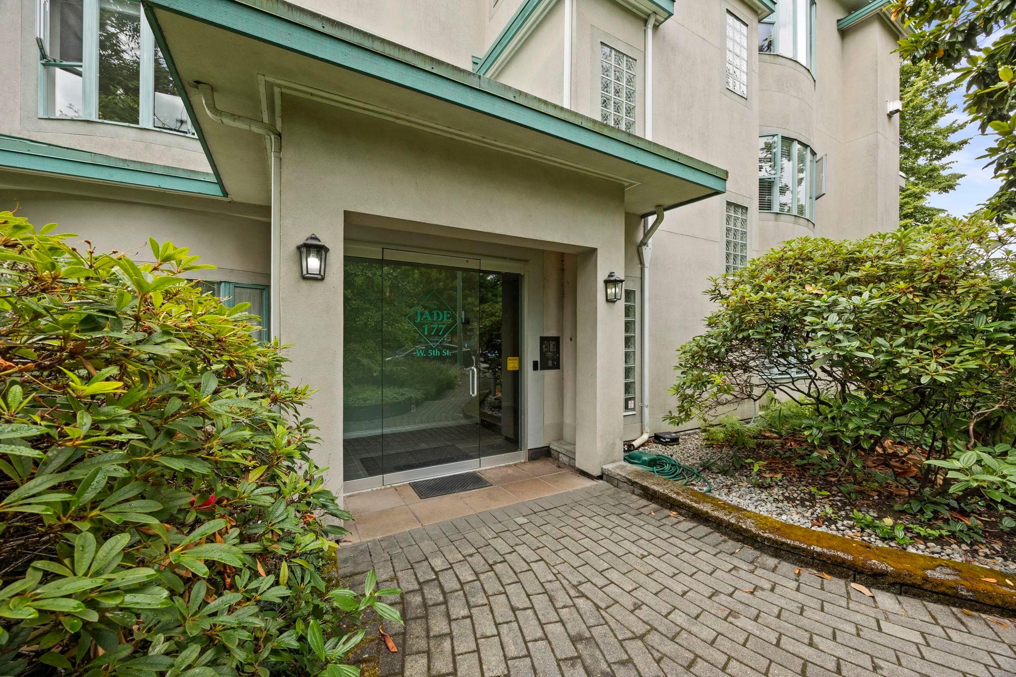 mls:R3143403 Property Address: 104 177 W 5TH STREET, North Vancouver BC V7M 1J6