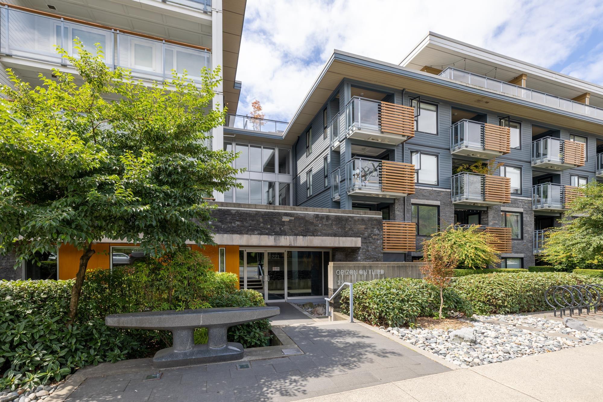 mls:R3143758 Property Address: 316 221 E 3RD STREET, North Vancouver BC V7L 0C1