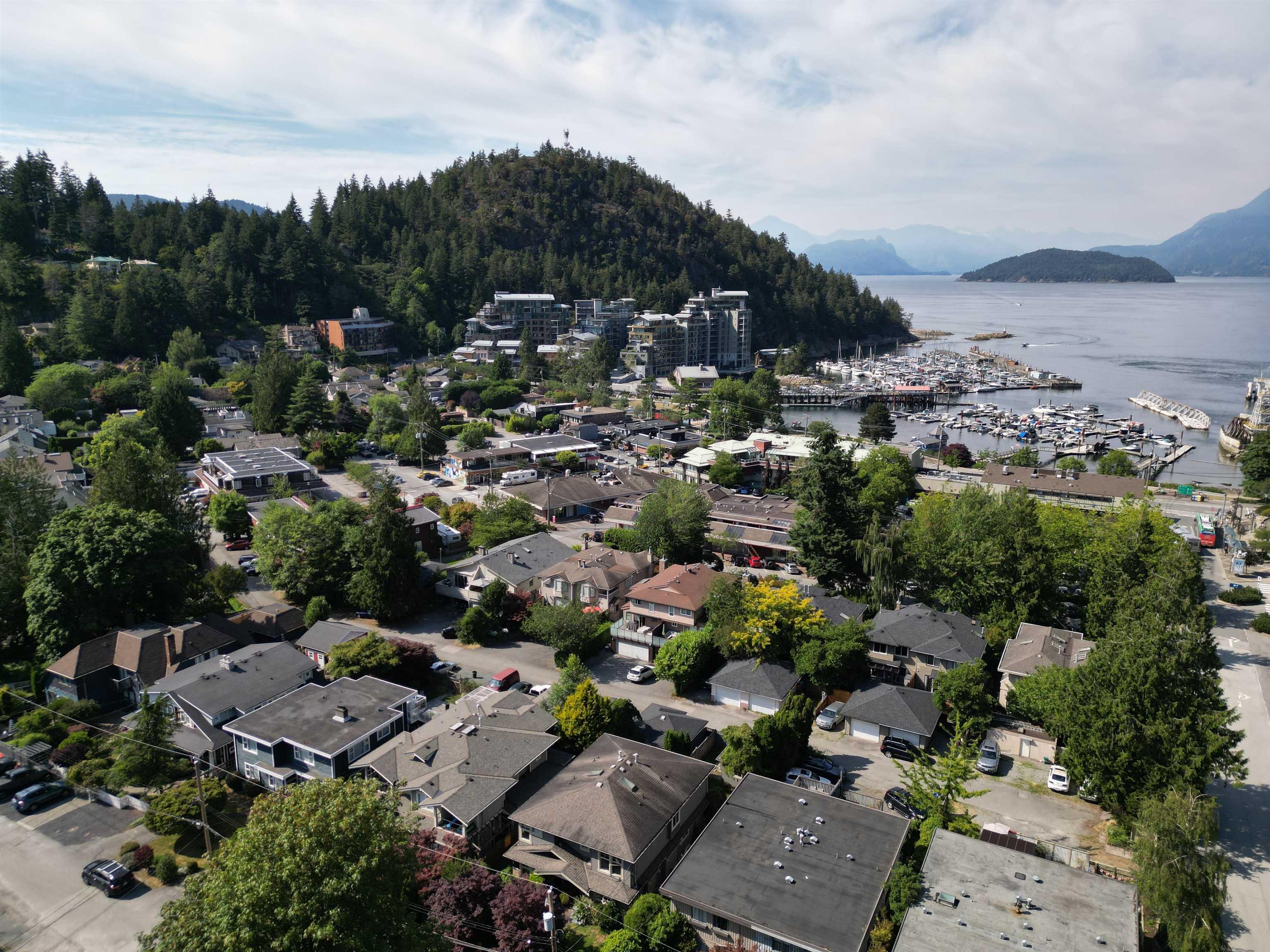 mls:R3144579 Property Address: 6339 DOUGLAS STREET, West Vancouver BC V7W 2G1