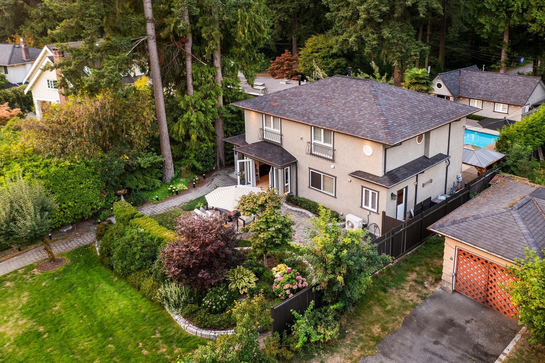 mls:R3145629 Property Address: 1018 W 19TH STREET, North Vancouver BC V7P 3C9
