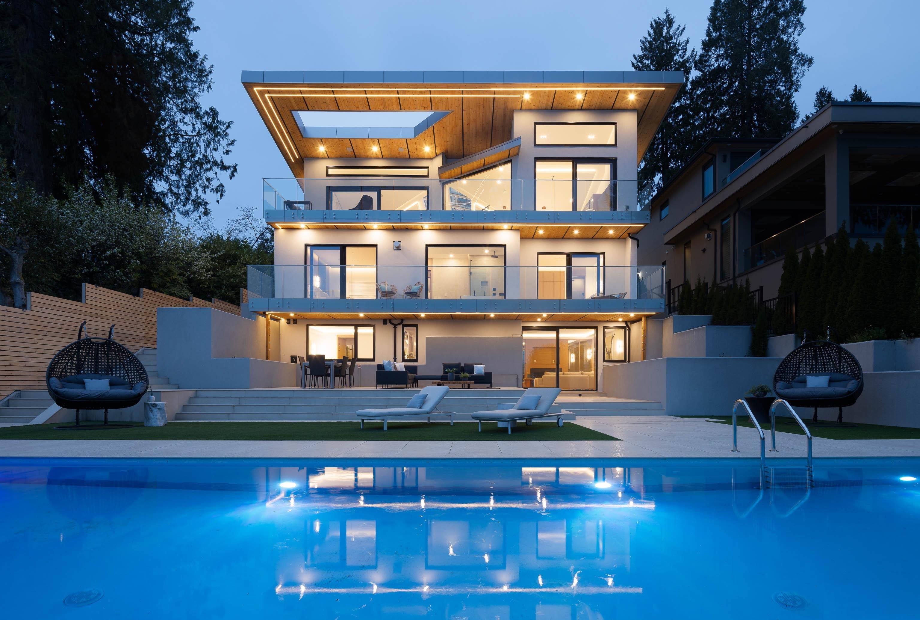 mls:R3146087 Property Address: 2356 OTTAWA AVENUE, West Vancouver BC V7V 2S9