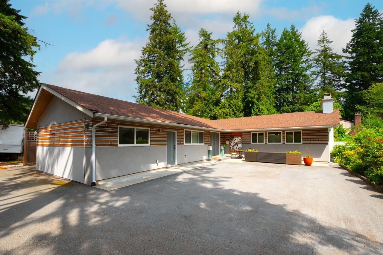 mls:R3147372 Property Address: 2420 EDGEMONT BOULEVARD, North Vancouver BC V7P 2L1