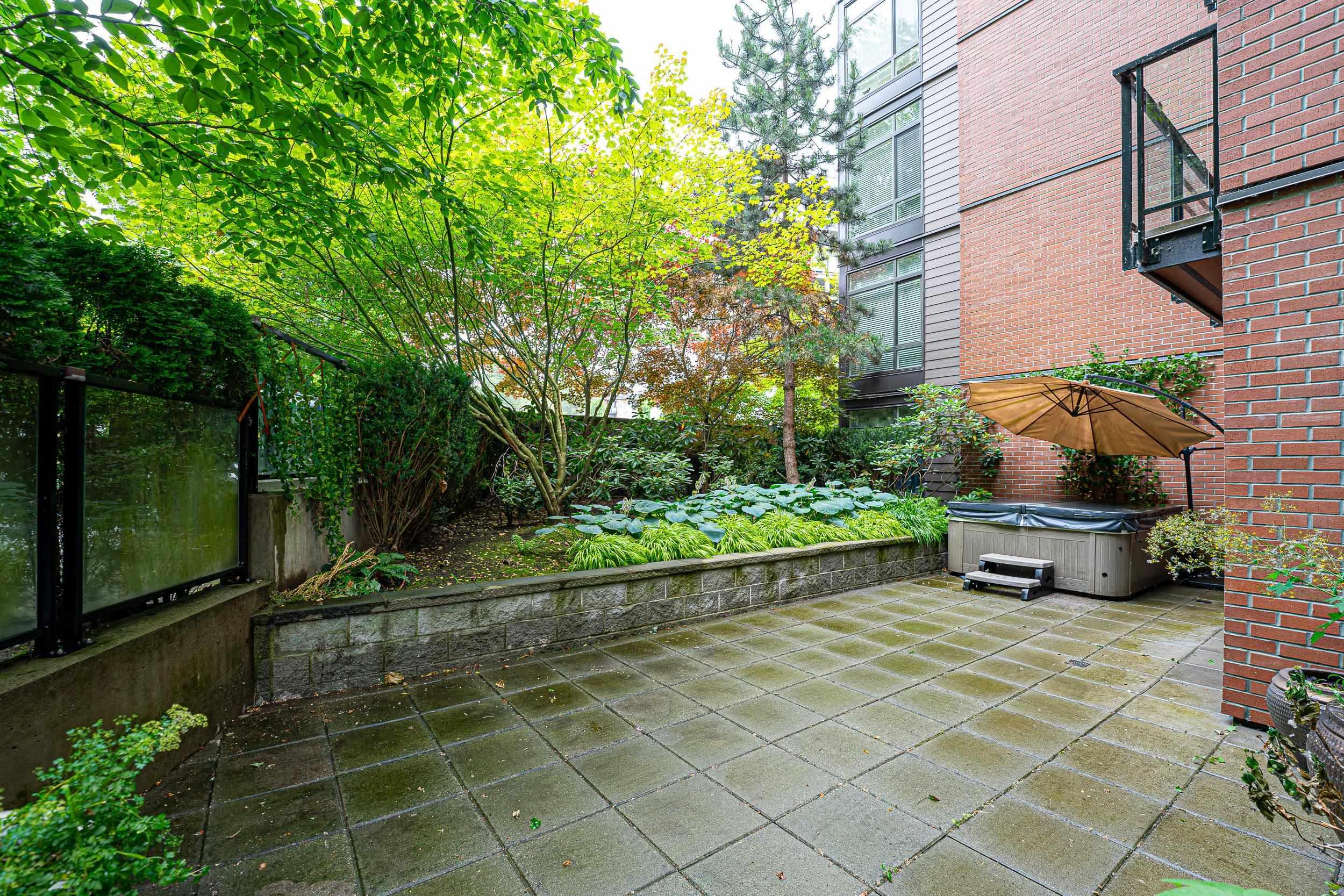 mls:R3148611 Property Address: 105 733 W 3RD STREET, North Vancouver BC V7M 0C8