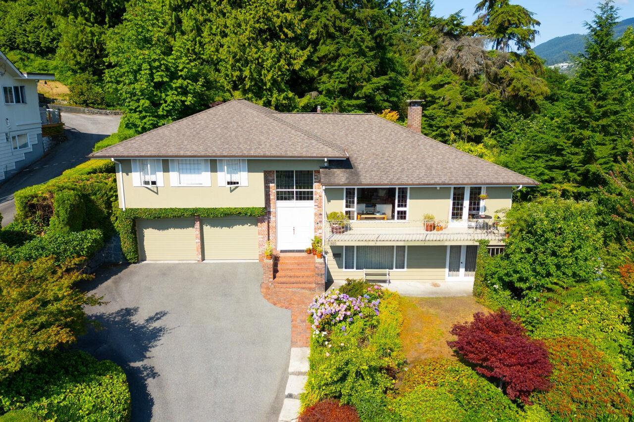 mls:R3150201 Property Address: 805 YOUNETTE DRIVE, West Vancouver BC V7T 1T1