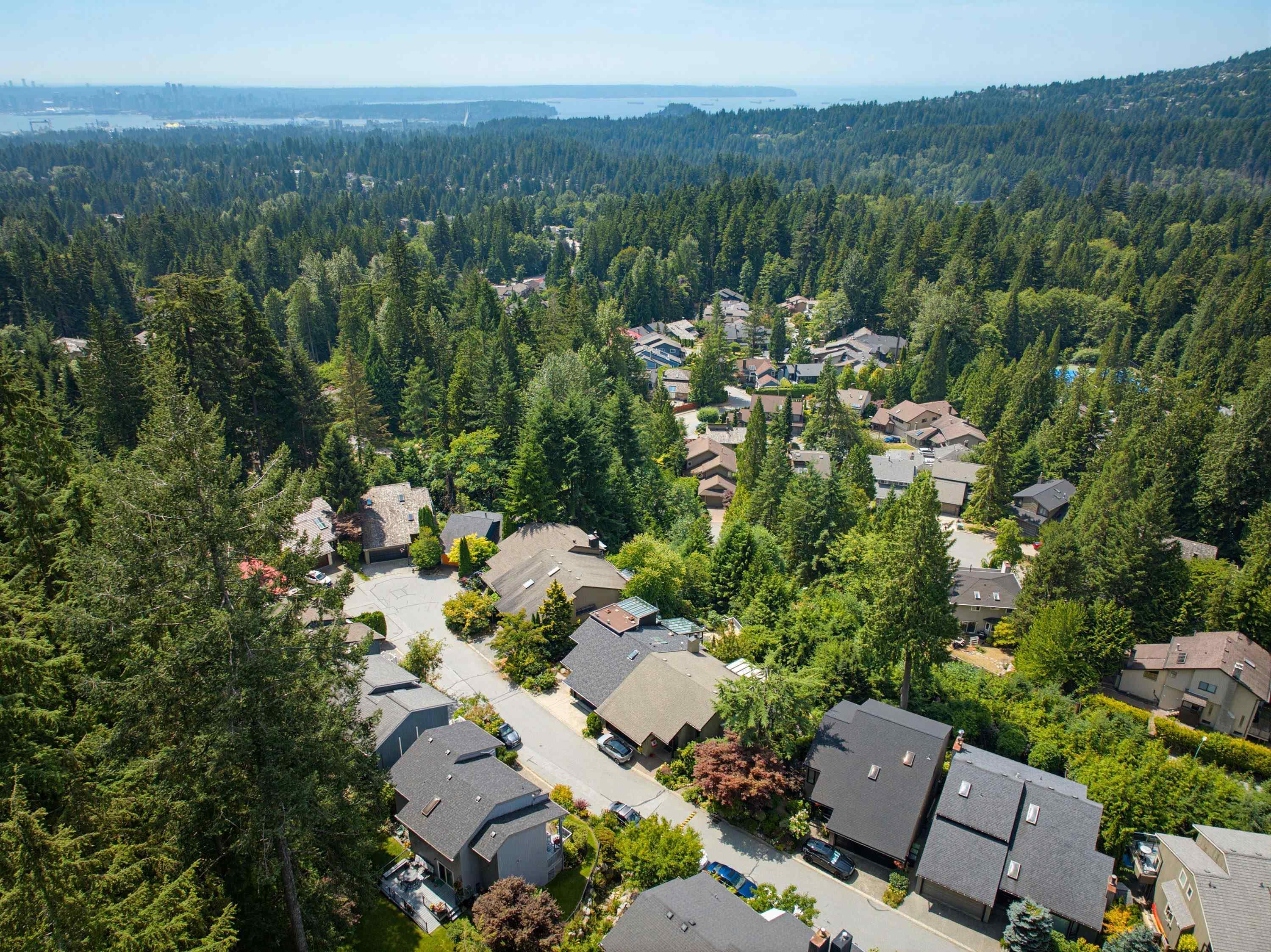 mls:R3150275 Property Address: 5623 EAGLE COURT, North Vancouver BC V7R 4V4