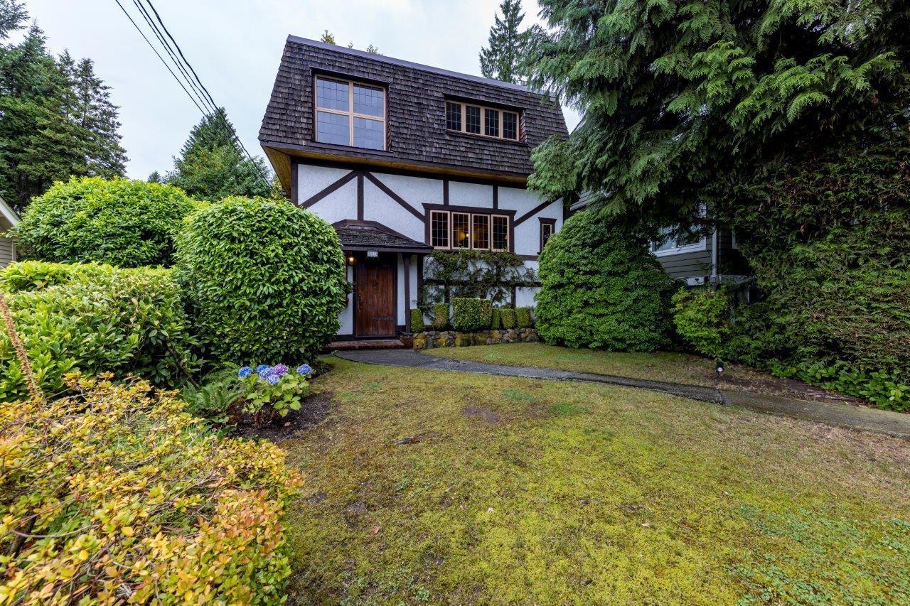 mls:R3150522 Property Address: 292 E ST. JAMES ROAD, North Vancouver BC V7N 1L2