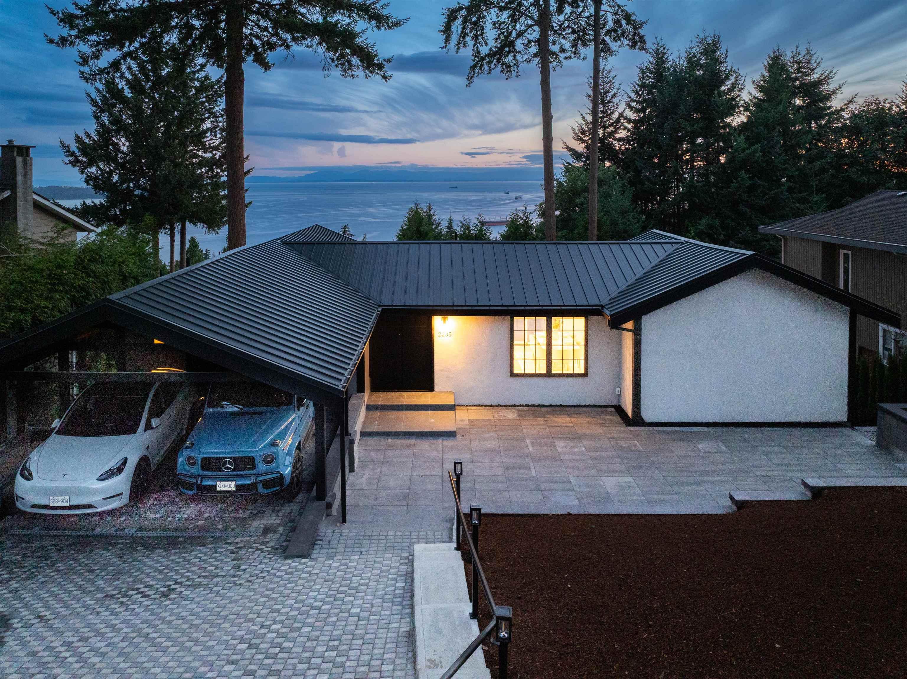 mls:R3151419 Property Address: 2235 CHAIRLIFT ROAD, West Vancouver BC V7S 2T4