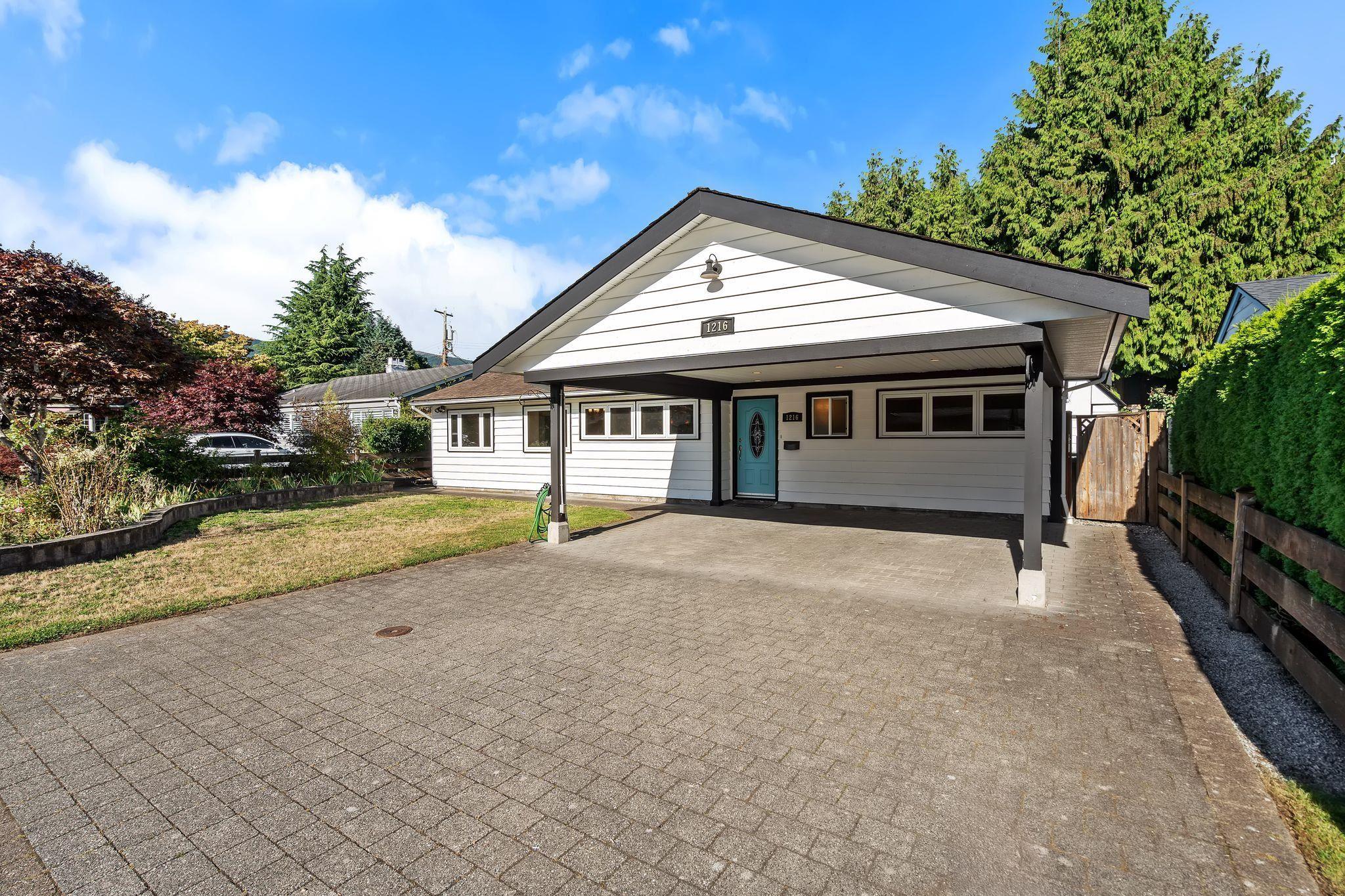 mls:R3151861 Property Address: 1216 PINEWOOD CRESCENT, North Vancouver BC V7P 1E9