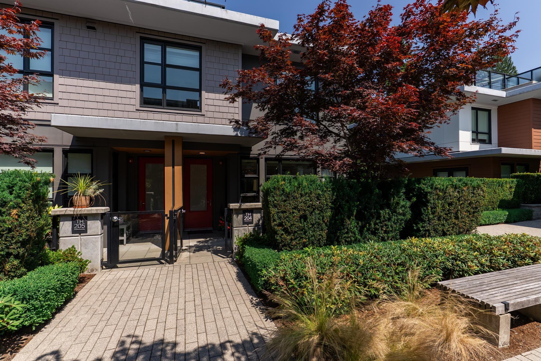 mls:R3152035 Property Address: 204 1055 RIDGEWOOD DRIVE, North Vancouver BC V7R 0A5