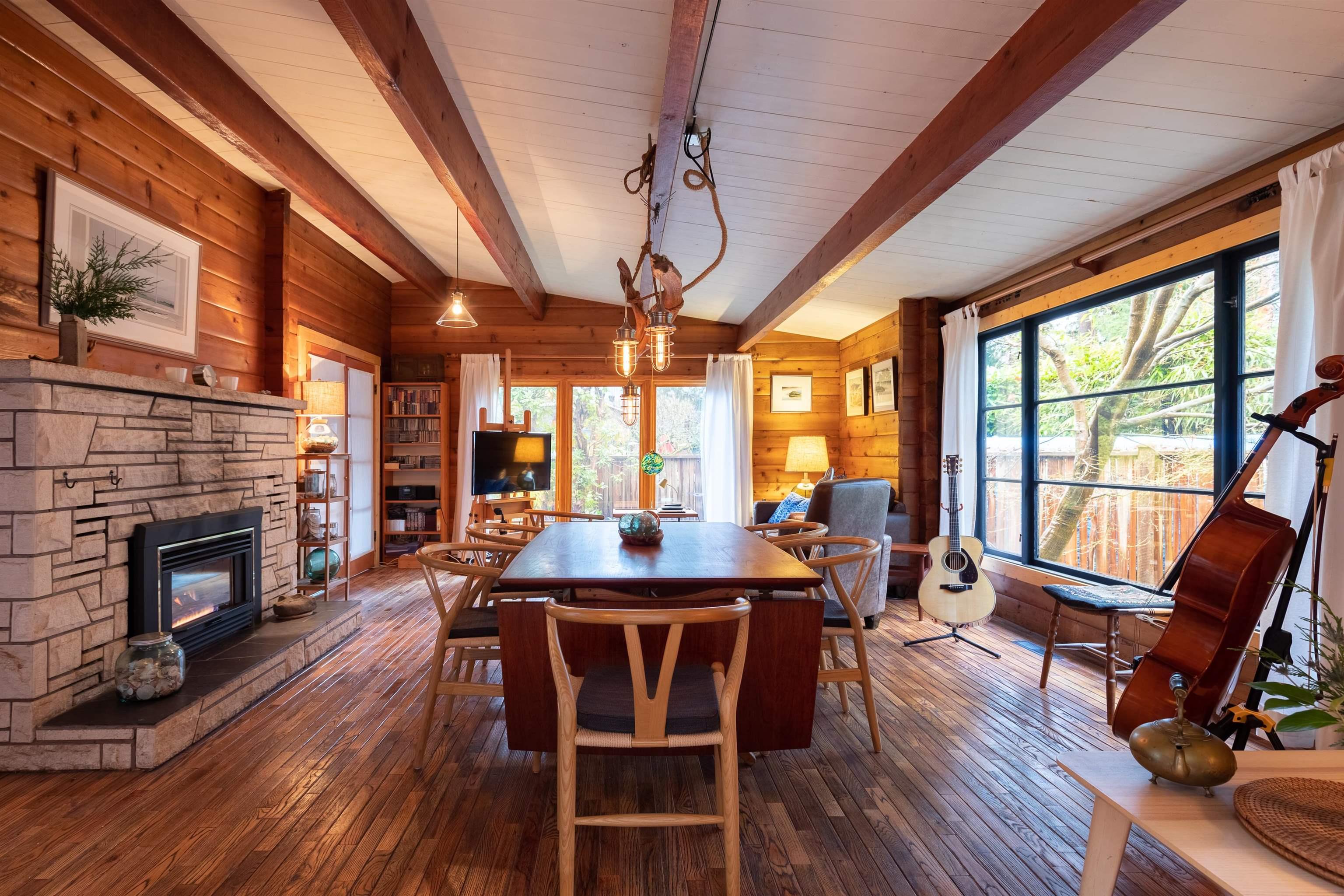 mls:R3152191 Property Address: 5817 EAGLE ISLAND, West Vancouver BC V7W 1V6