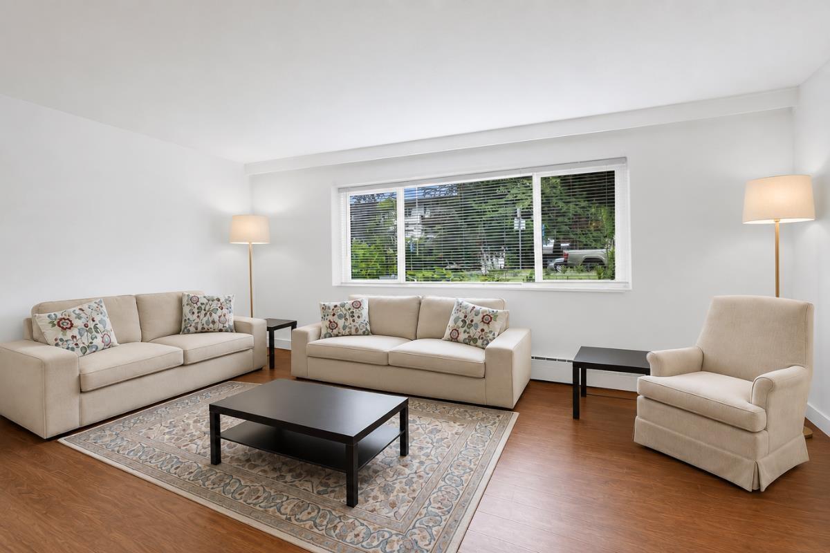 mls:R3152351 Property Address: 1 1420 CHESTERFIELD AVENUE, North Vancouver BC V7M 2N4