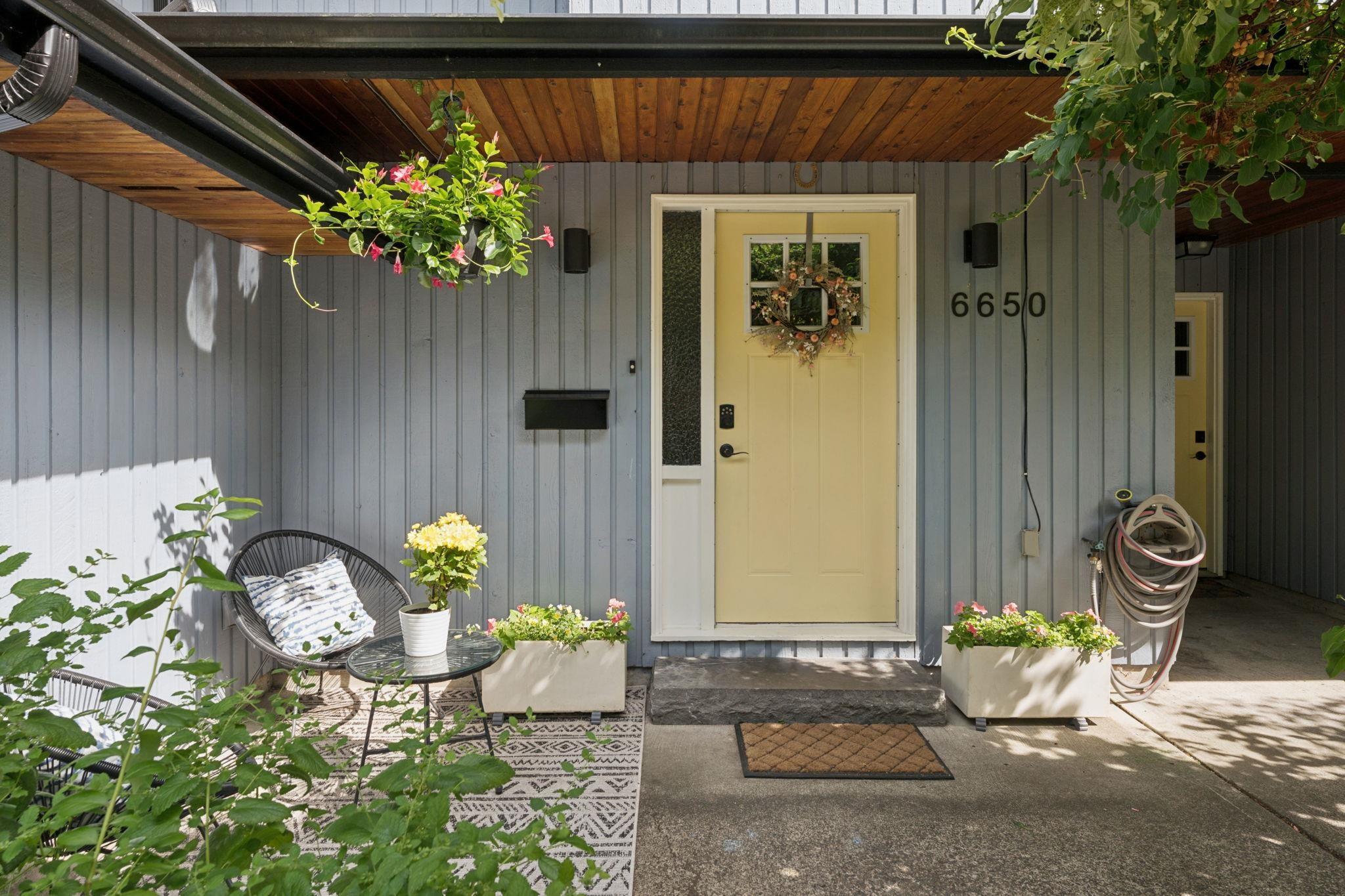 mls:R3152386 Property Address: 6650 NELSON AVENUE, West Vancouver BC V7W 2B1